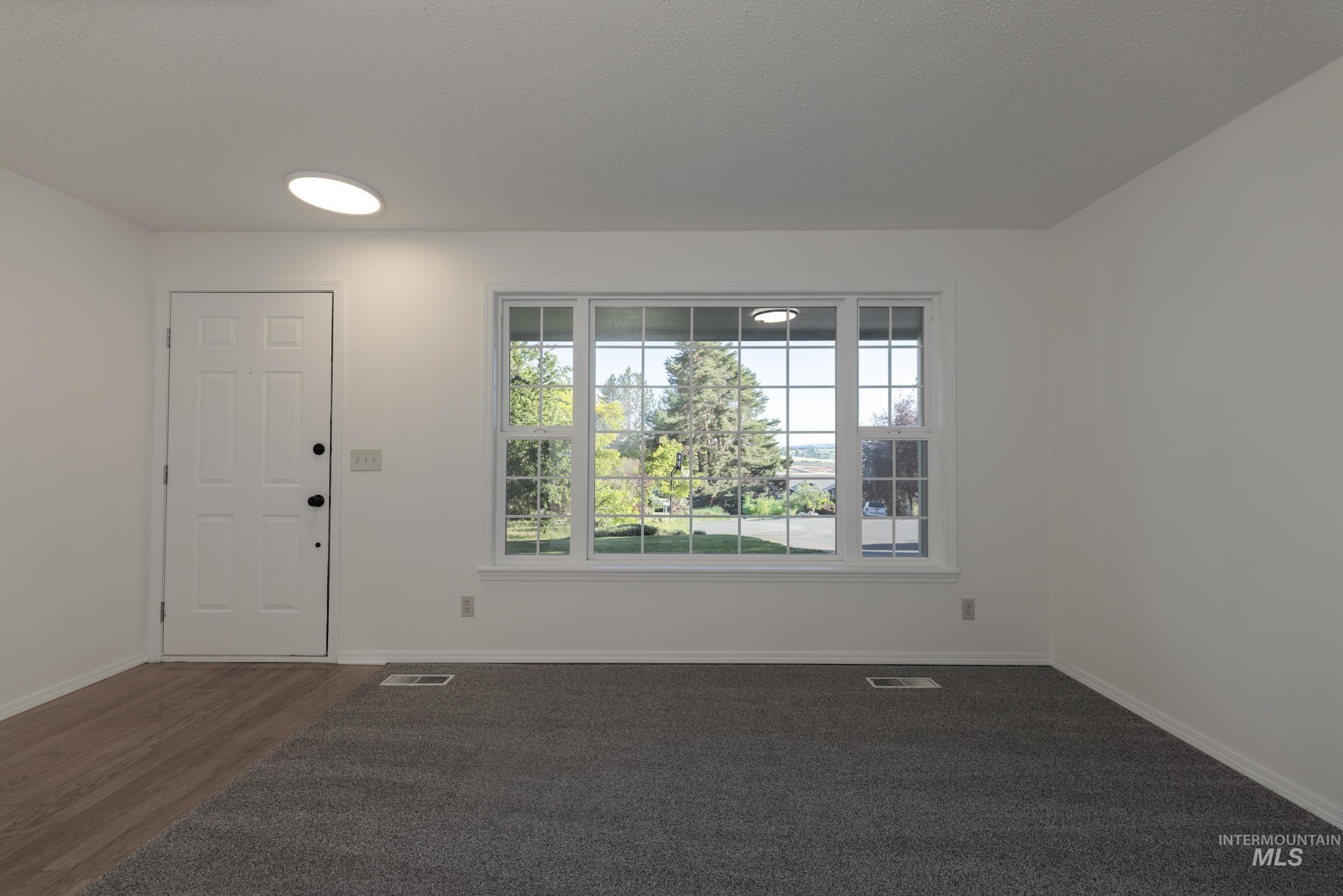 114 Arrow Property Photo 3