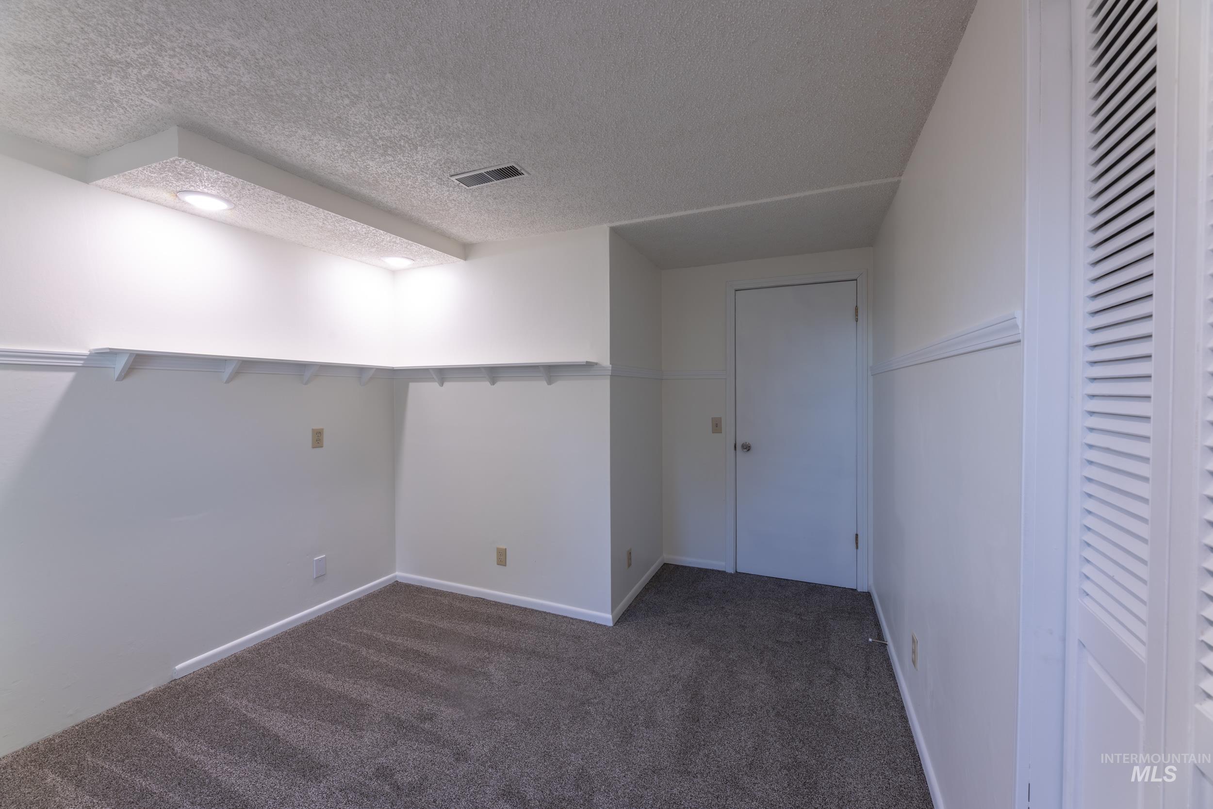 114 Arrow Property Photo 27