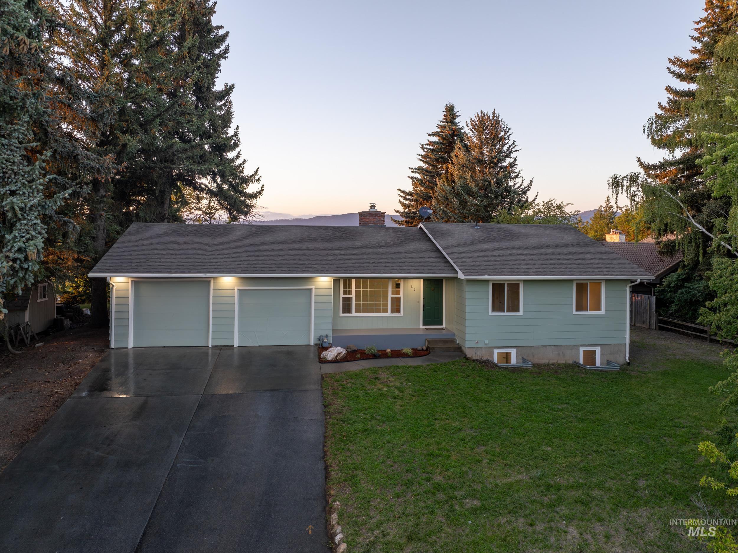 114 Arrow Property Photo 42
