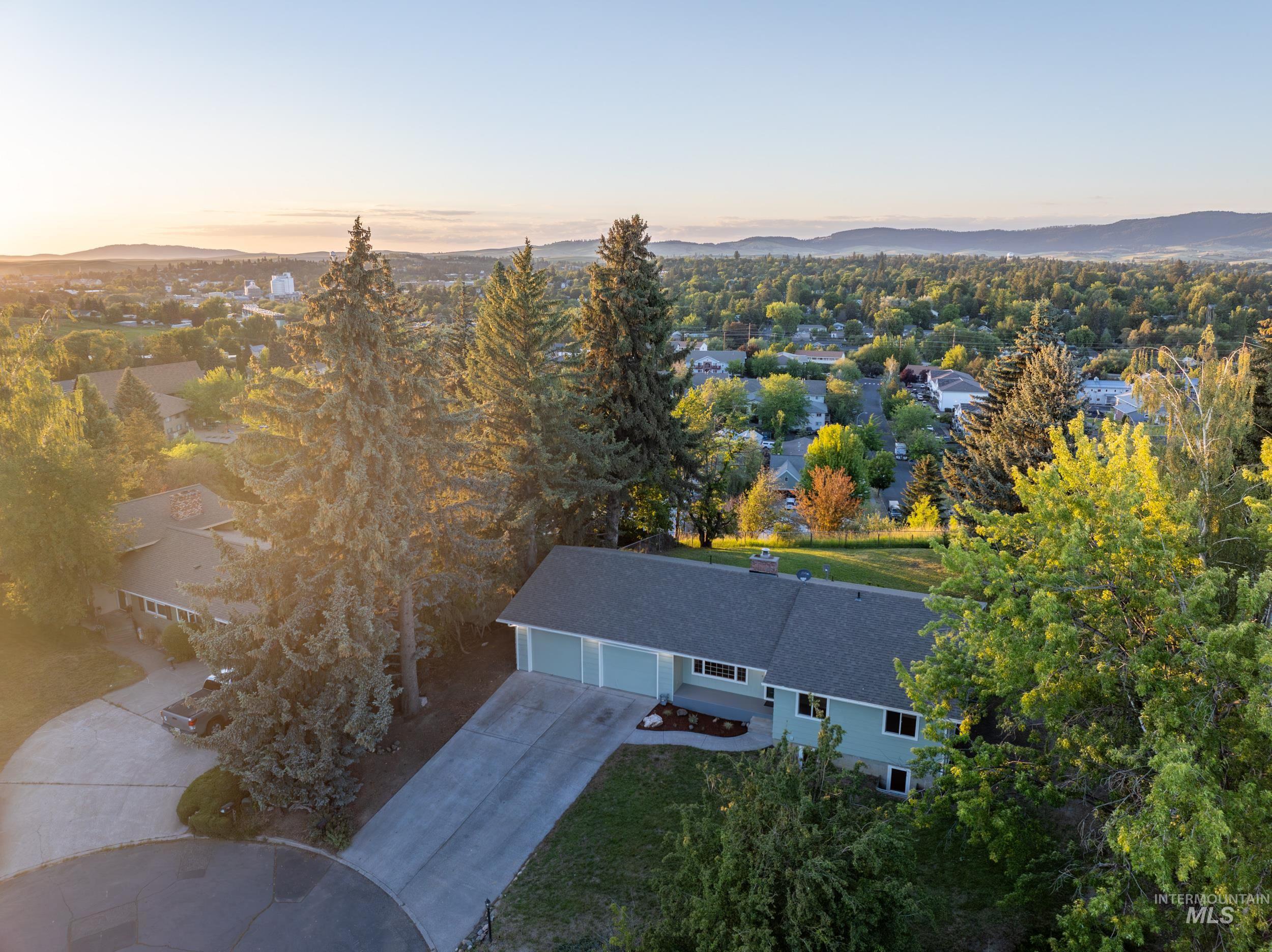 114 Arrow Property Photo 48