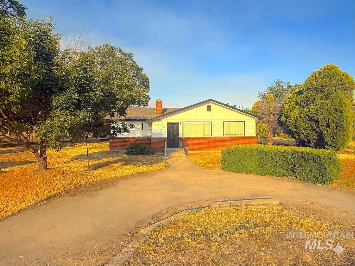 20898 Middleton Rd Property Photo 1