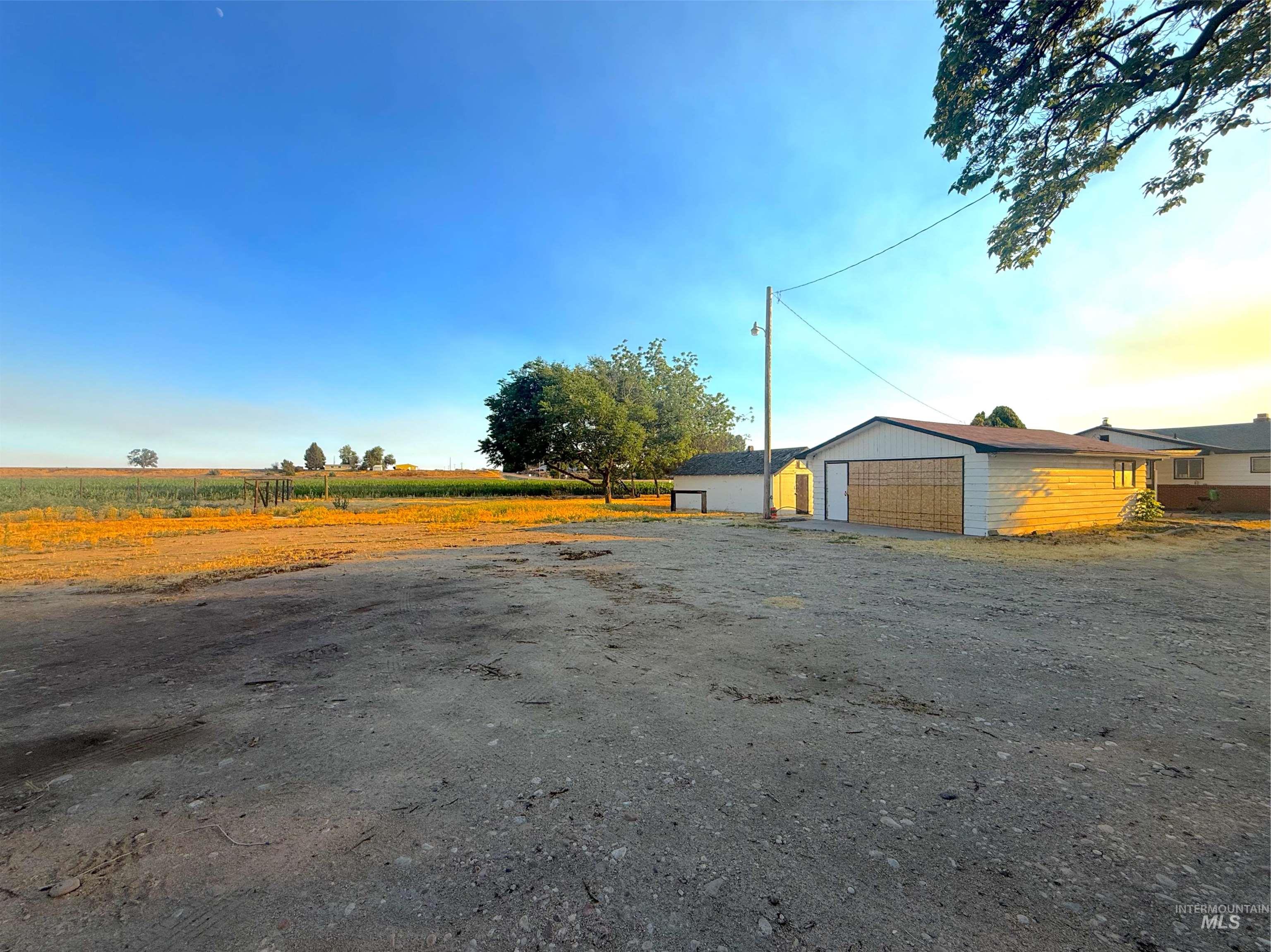 20898 Middleton Rd Property Photo 16