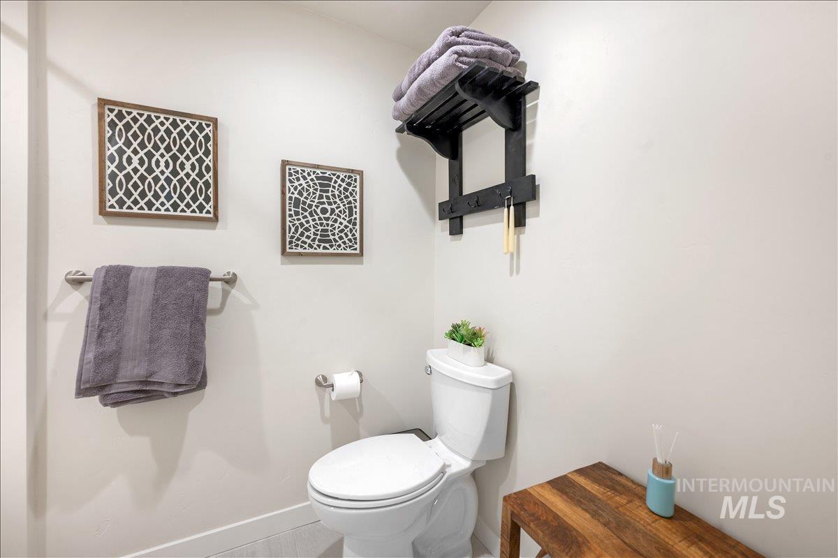 1001/1003 E. Franklin St. Property Photo 45