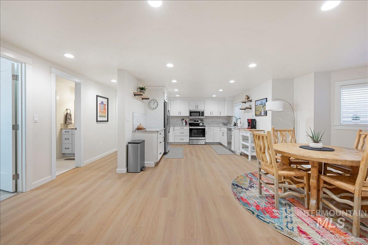 1001/1003 E. Franklin St. Property Photo 34