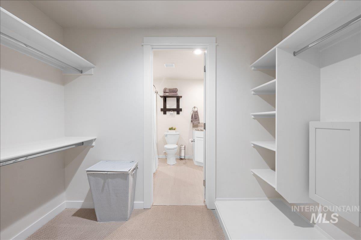 1001/1003 E. Franklin St. Property Photo 43