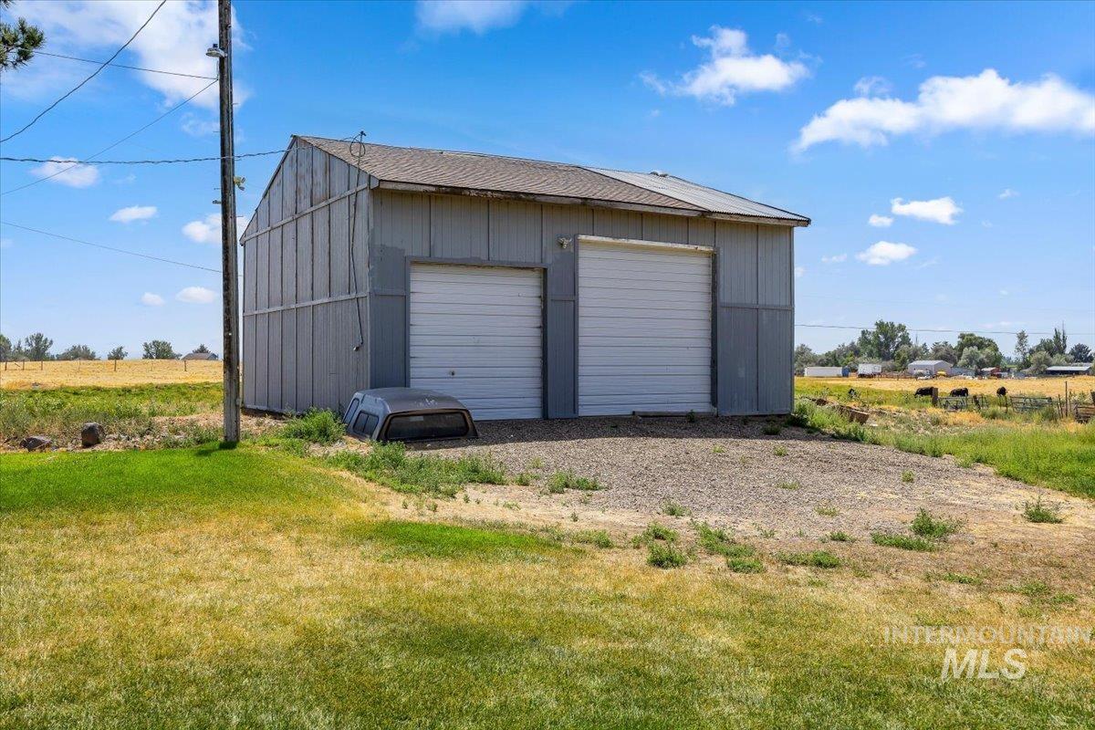 123 E 400 S Property Photo 4