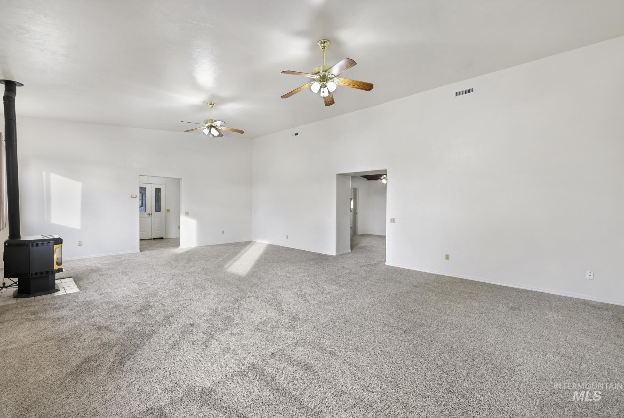 123 E 400 S Property Photo 8