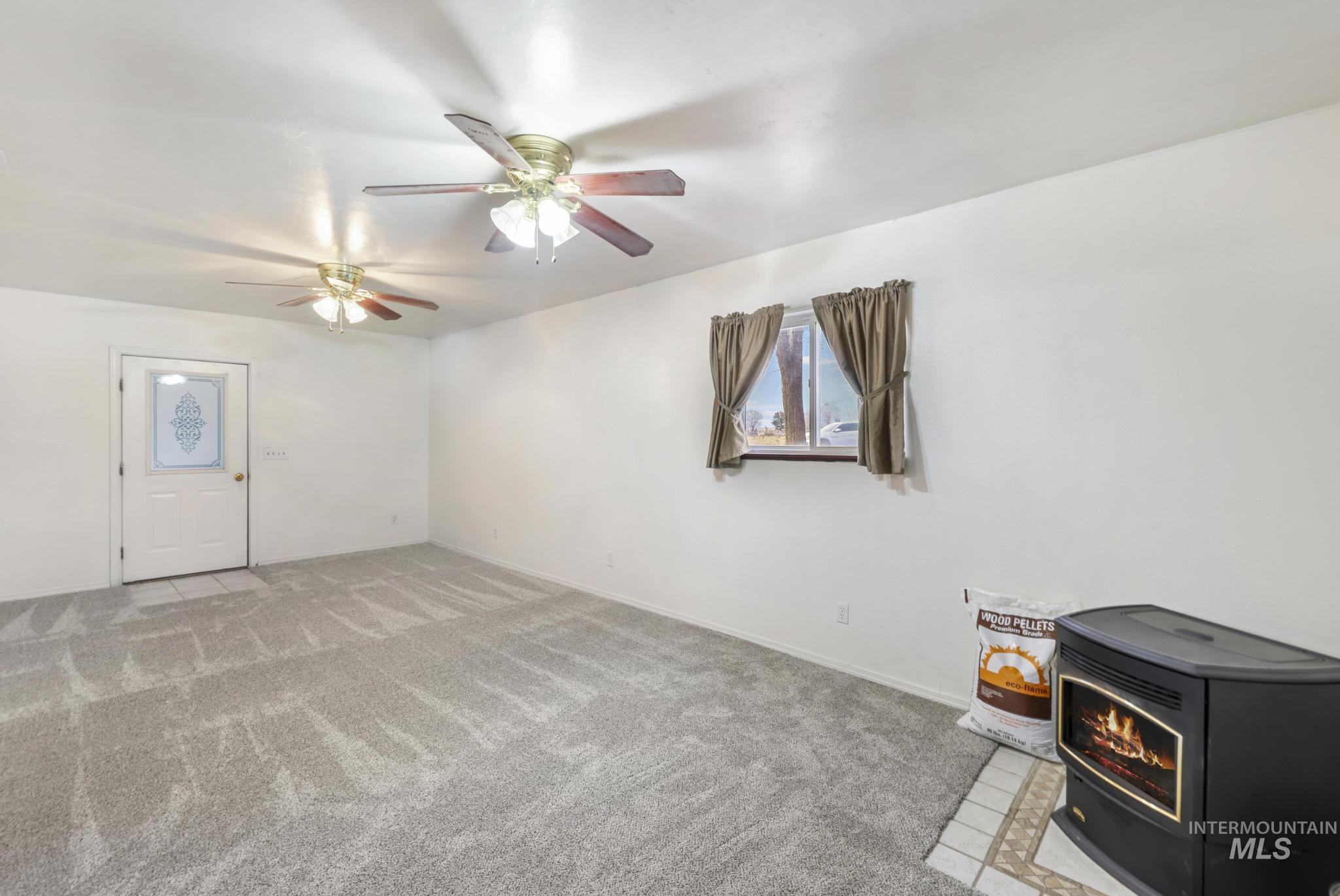 123 E 400 S Property Photo 12