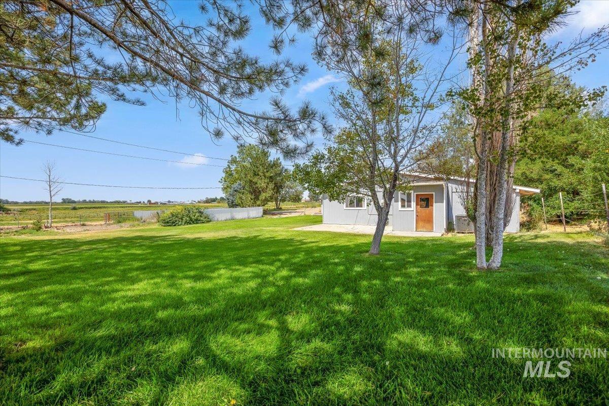 123 E 400 S Property Photo 32