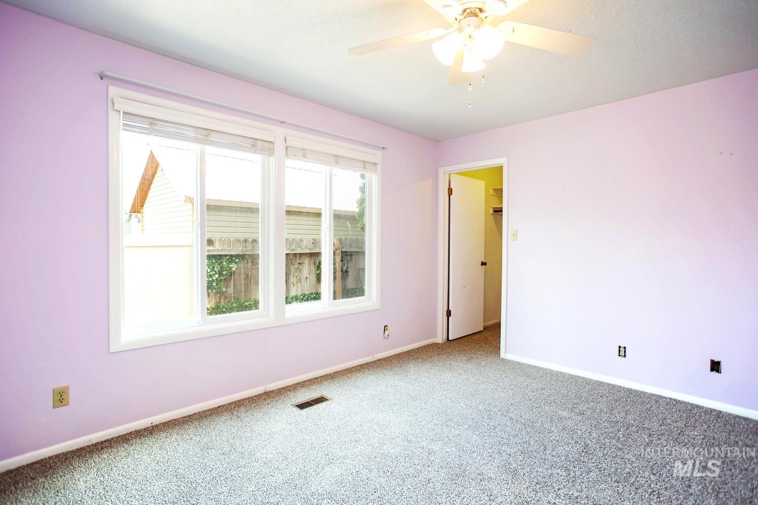 2572 Navajo Circle Property Photo 34
