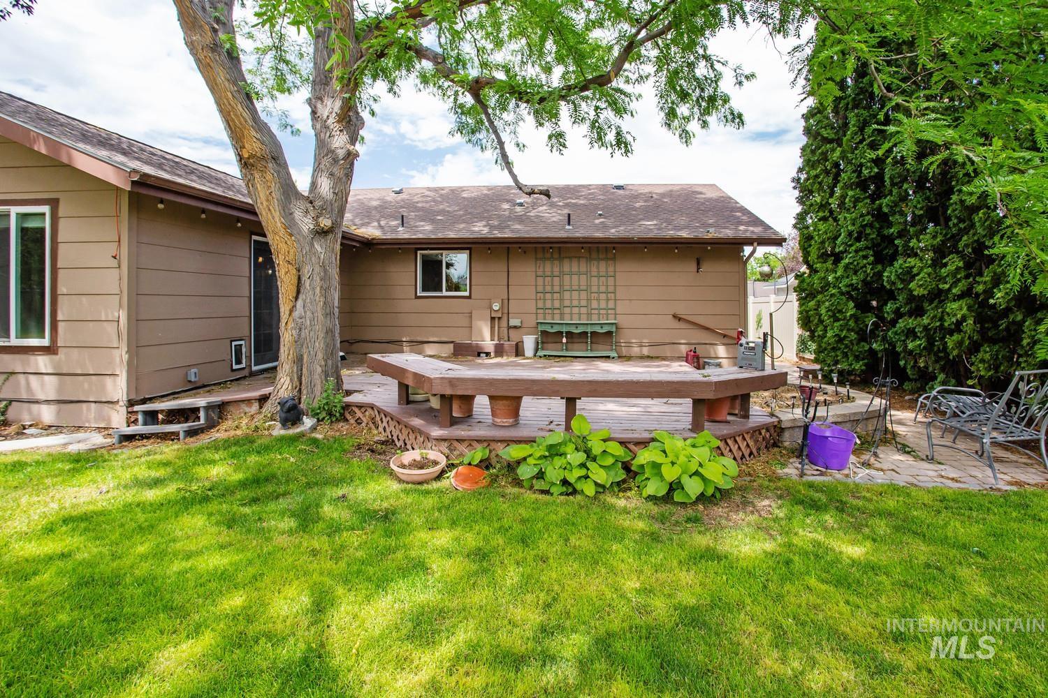 2572 Navajo Circle Property Photo 43
