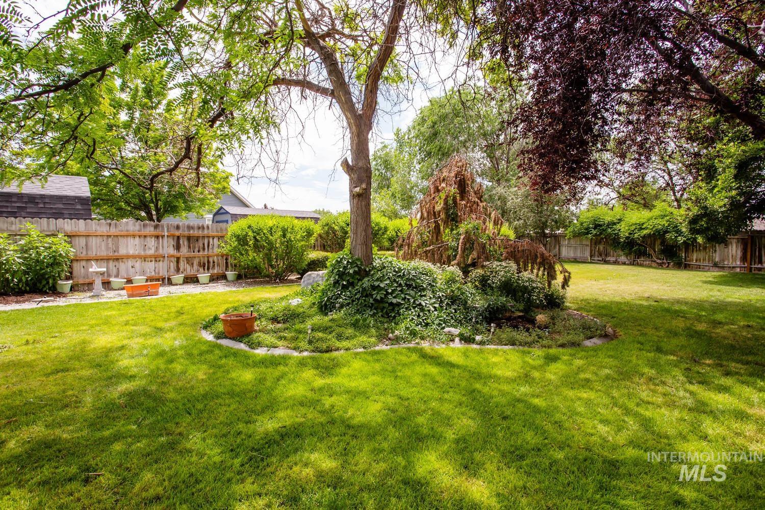 2572 Navajo Circle Property Photo 44