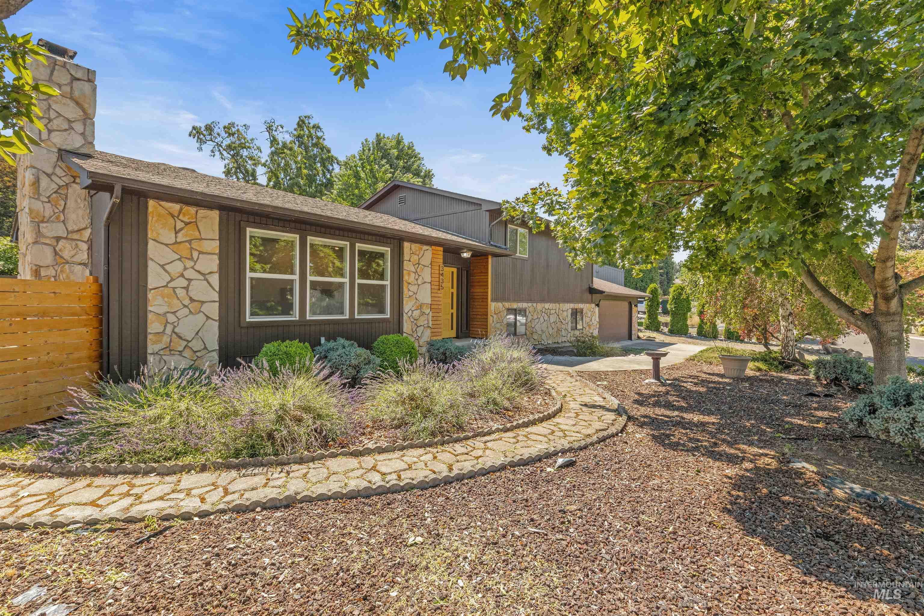 3435 Selway Dr Property Photo 40