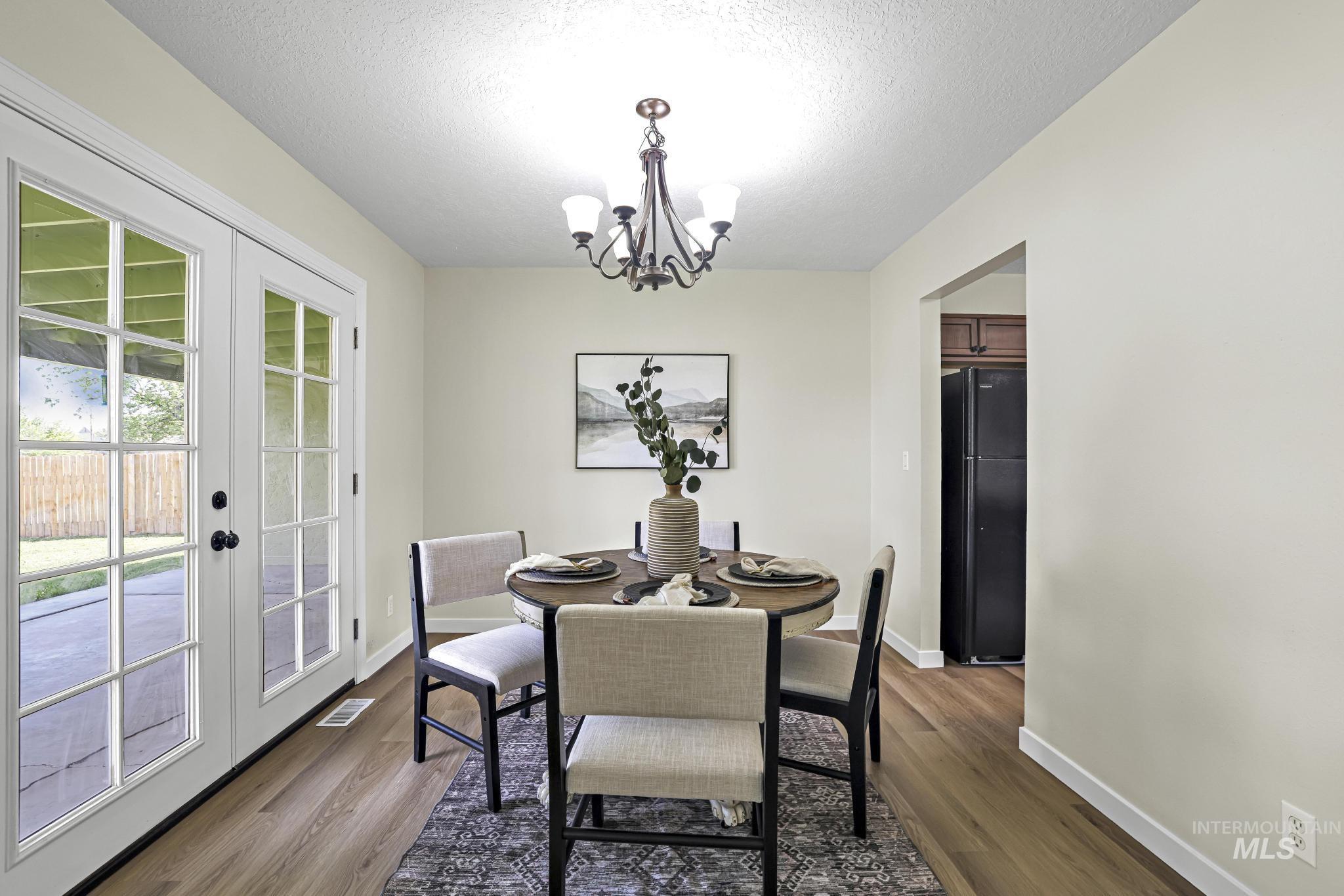 2557 9th Avenue E Property Photo 9