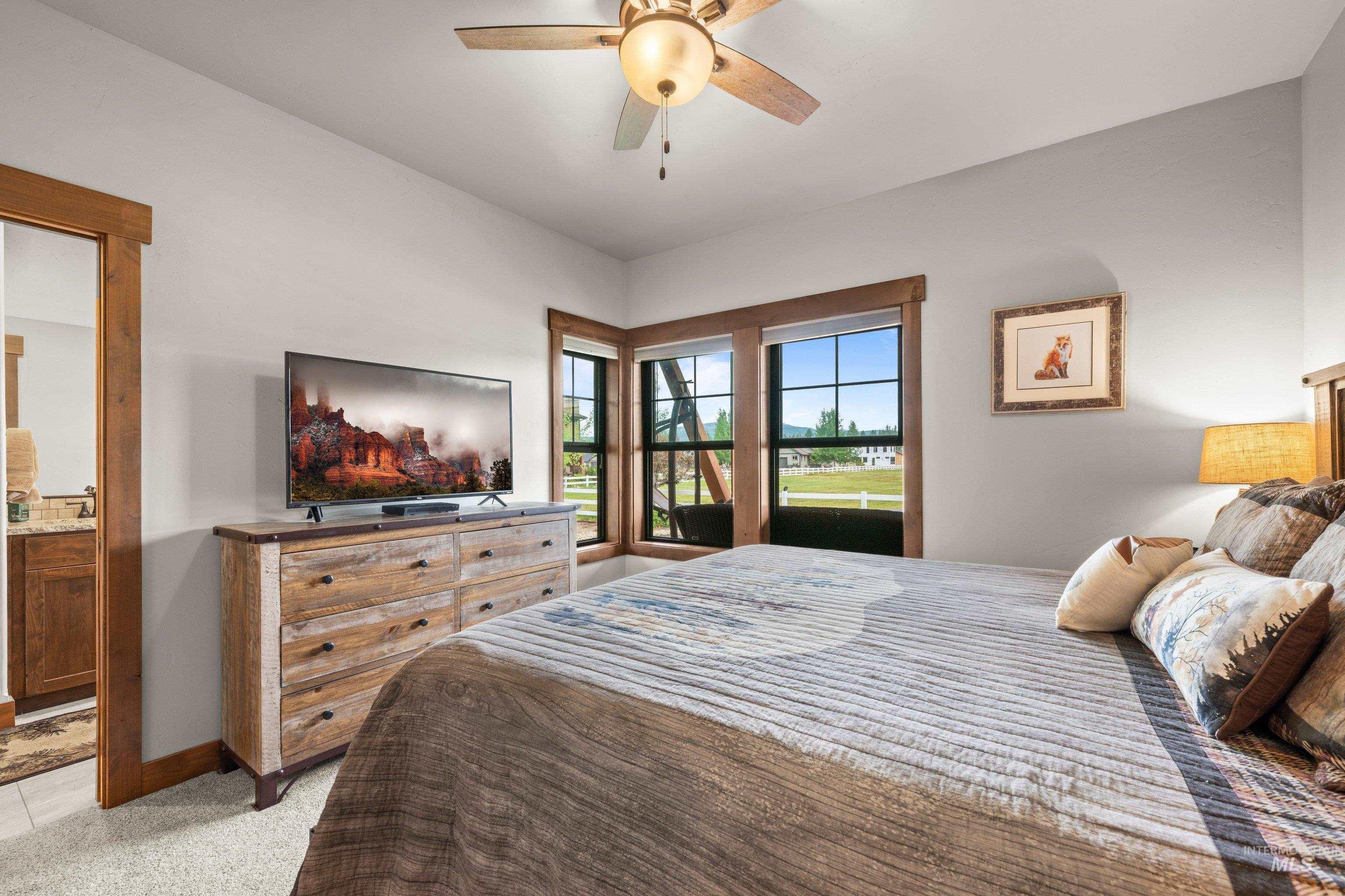 1477 Dragonfly Loop Property Photo 32