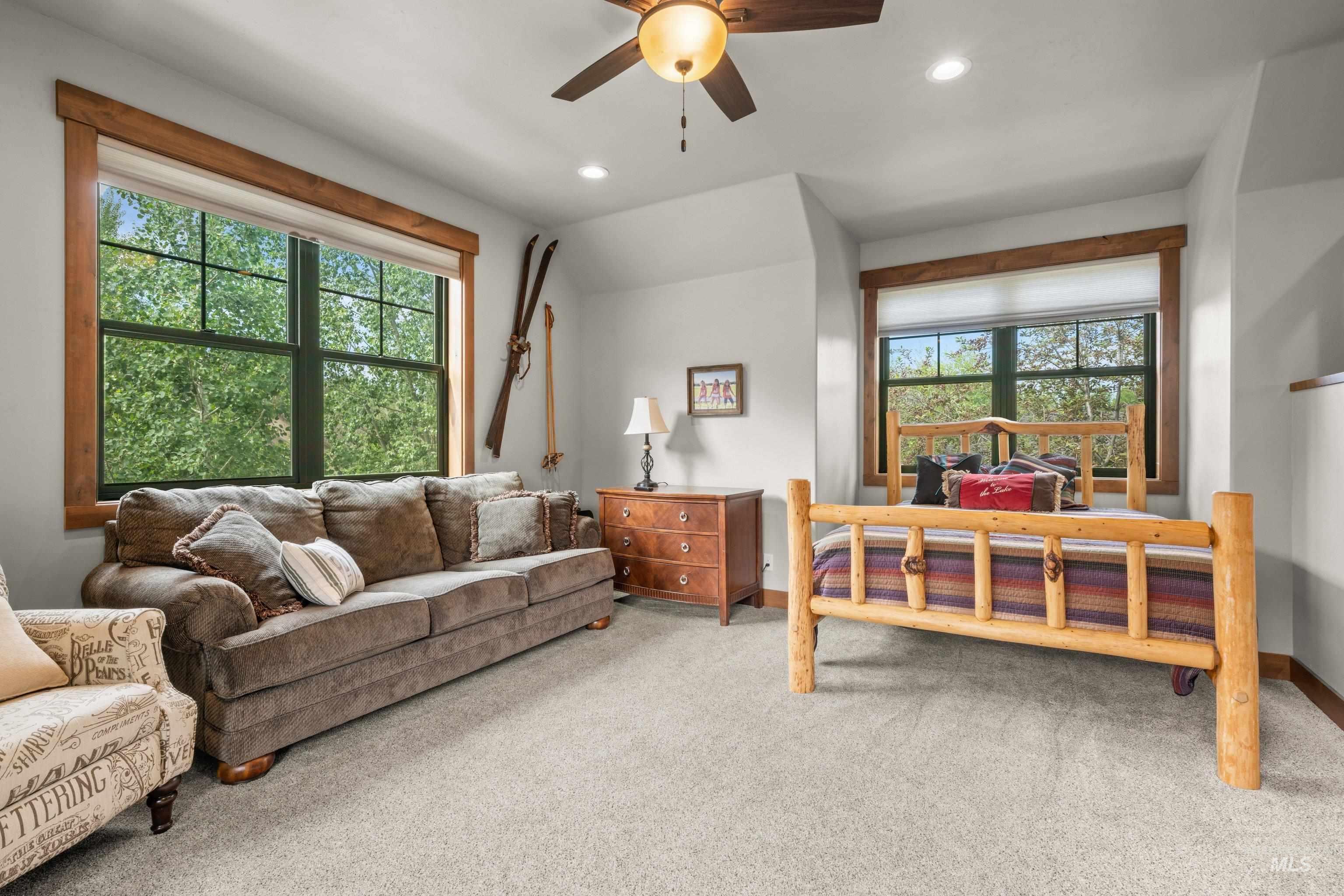 1477 Dragonfly Loop Property Photo 39