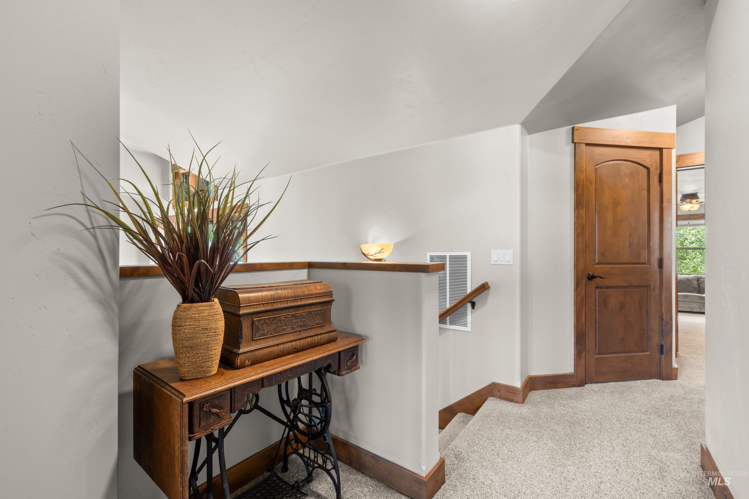 1477 Dragonfly Loop Property Photo 42