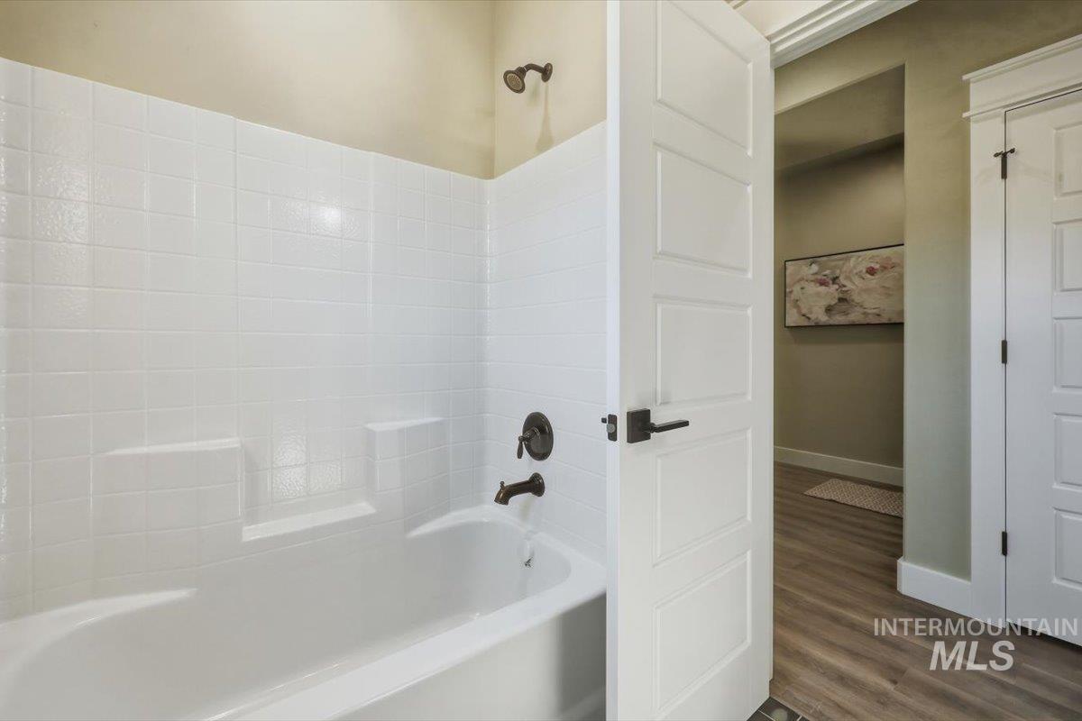 2671 Soulen Dr Property Photo 6