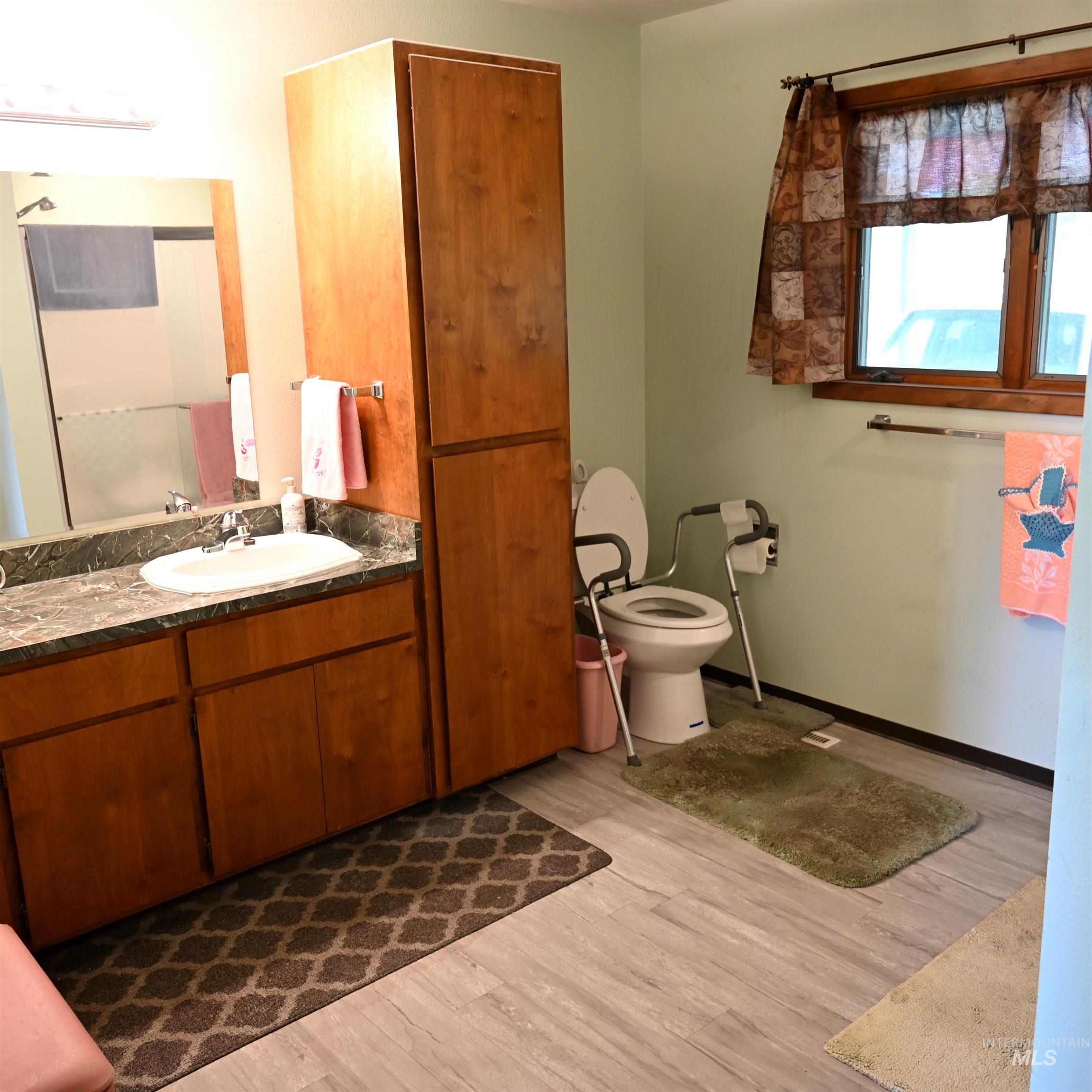 40053 Last Dime Ln Property Photo 8