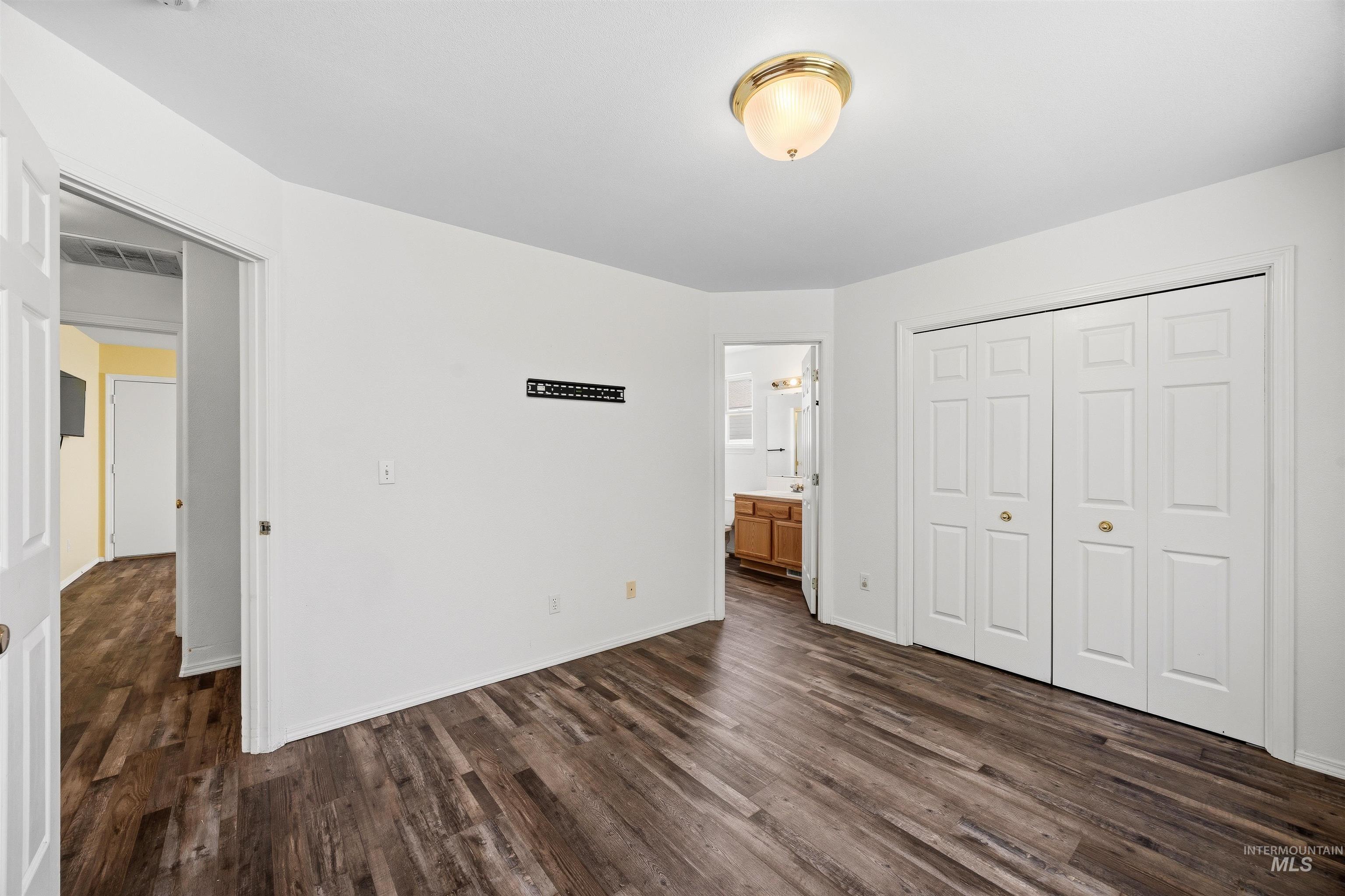 1770 Peregrine Dr Property Photo 15