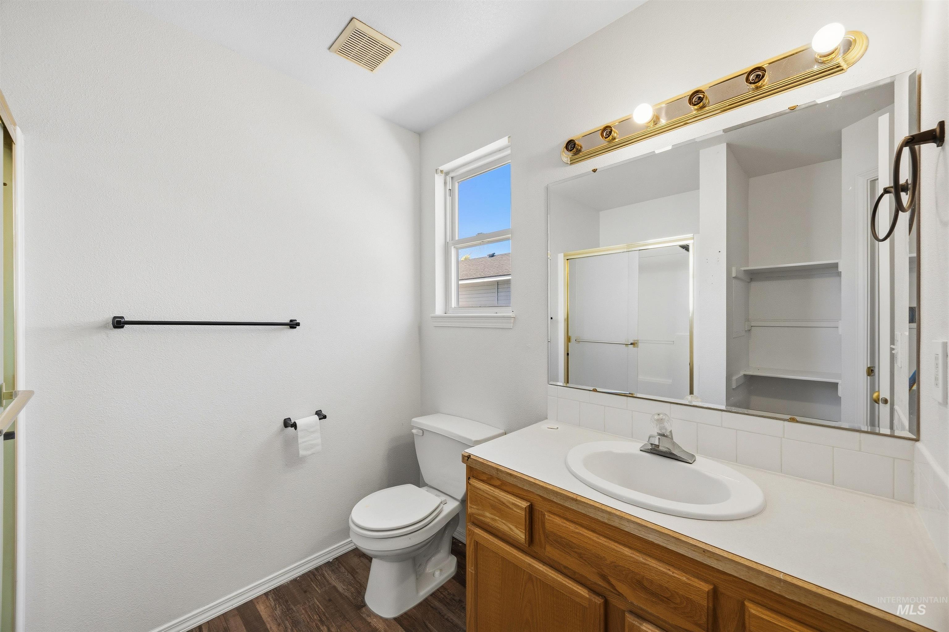 1770 Peregrine Dr Property Photo 17