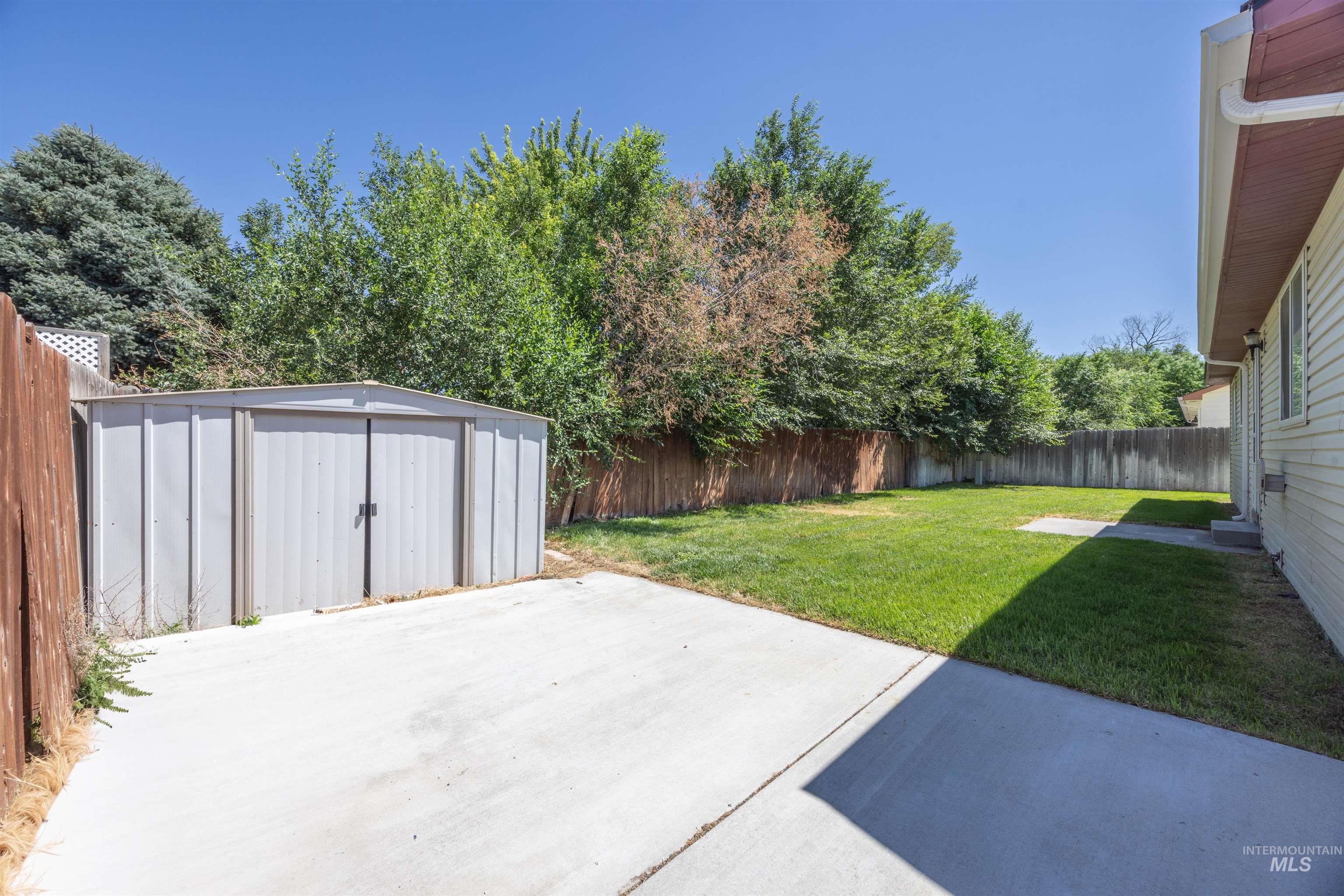1770 Peregrine Dr Property Photo 26