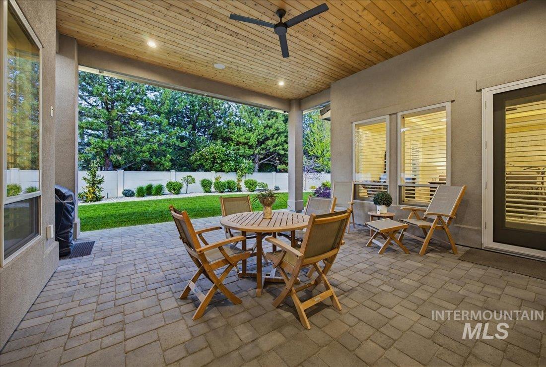 6642 N Crantini Way Property Photo 1