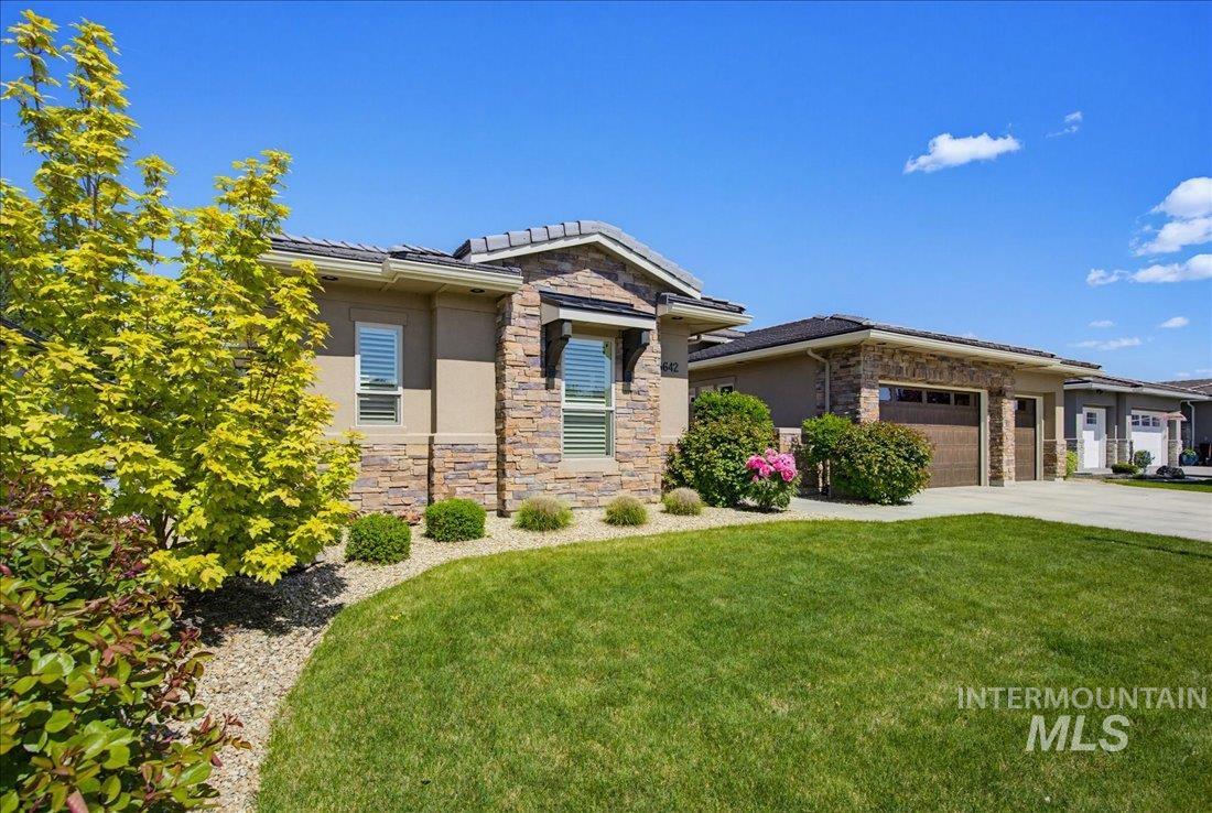 6642 N Crantini Way Property Photo 6