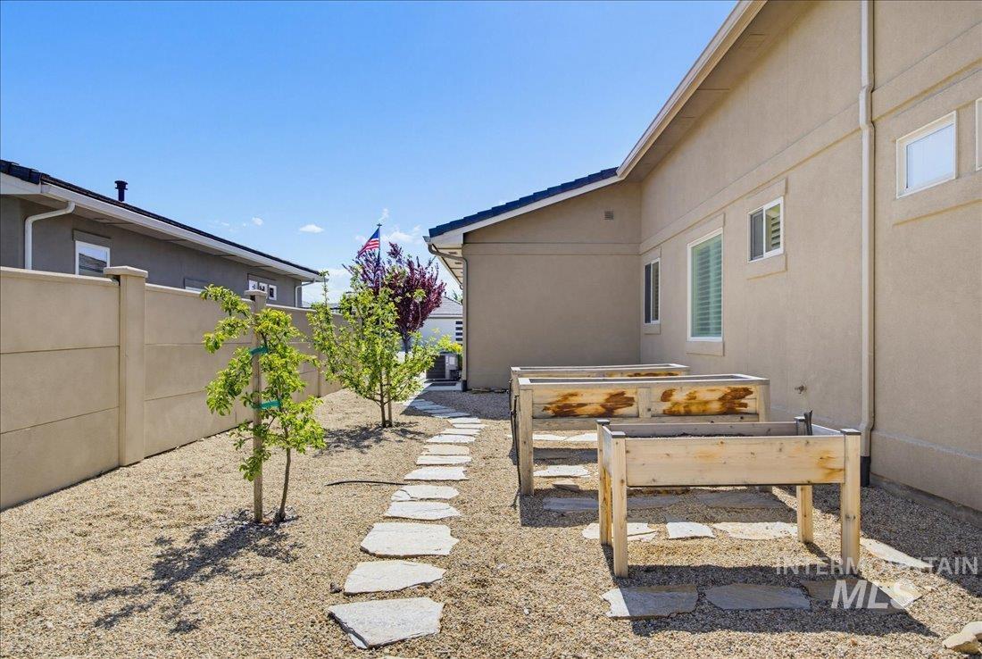 6642 N Crantini Way Property Photo 40