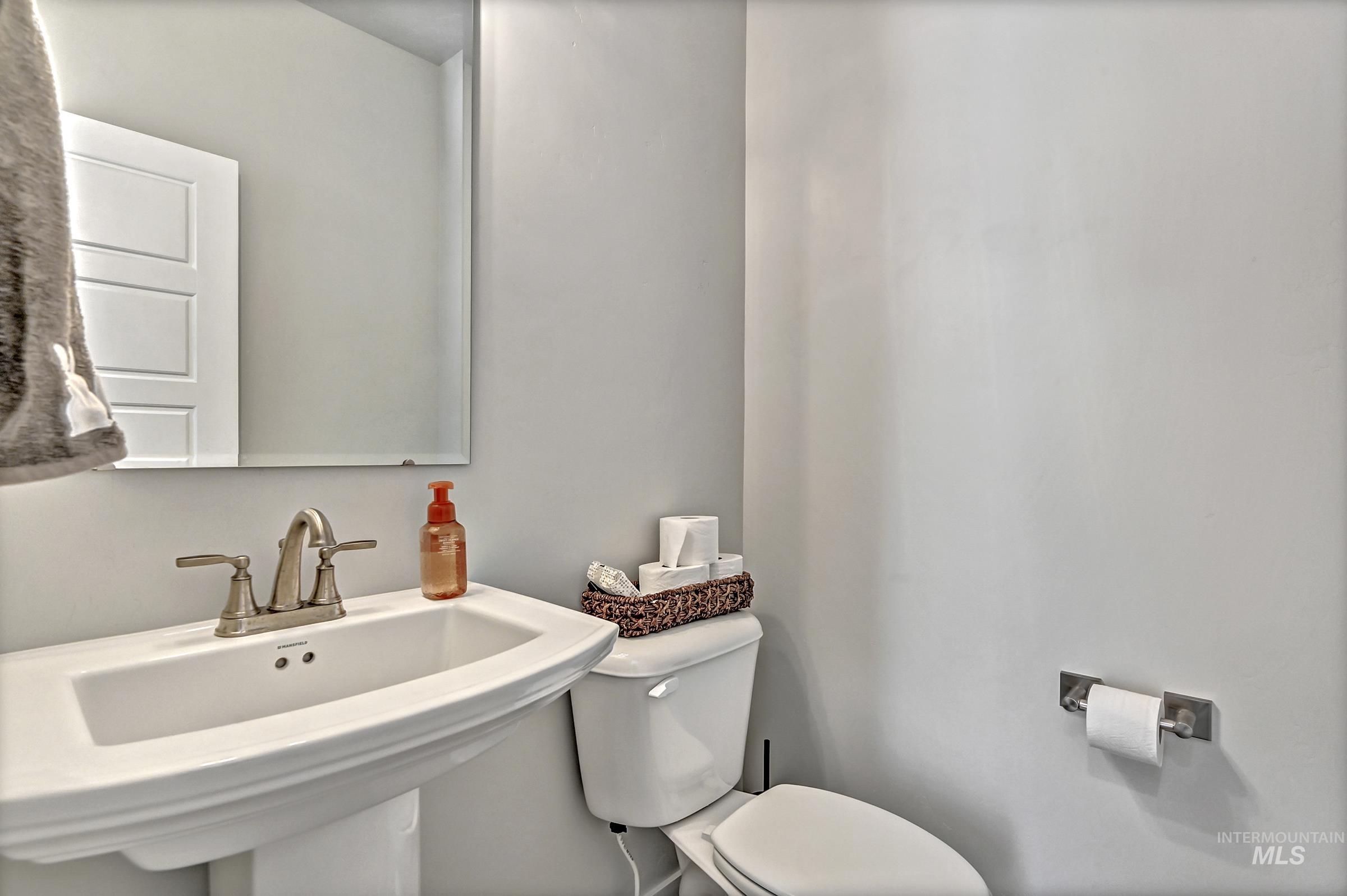 4902 W Thornapple Dr. Property Photo 12