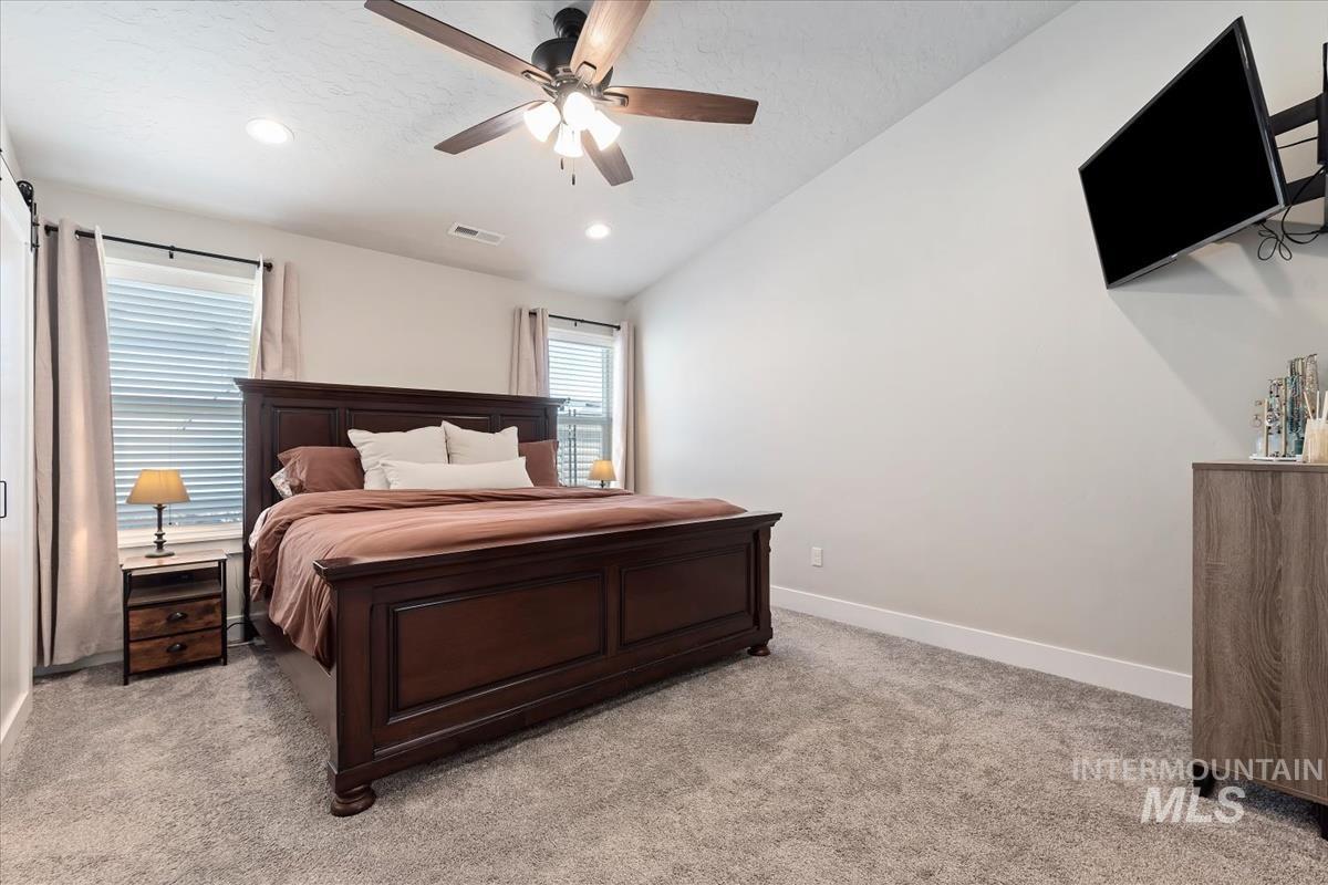 2402 Day Dr Property Photo 13