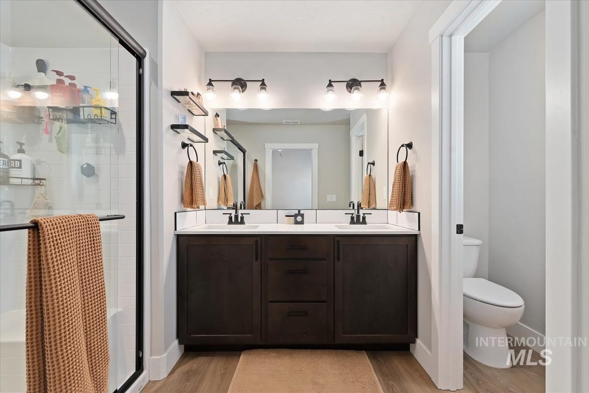 2402 Day Dr Property Photo 16