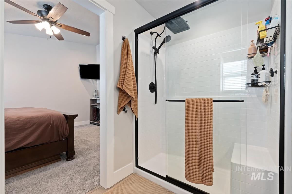 2402 Day Dr Property Photo 18