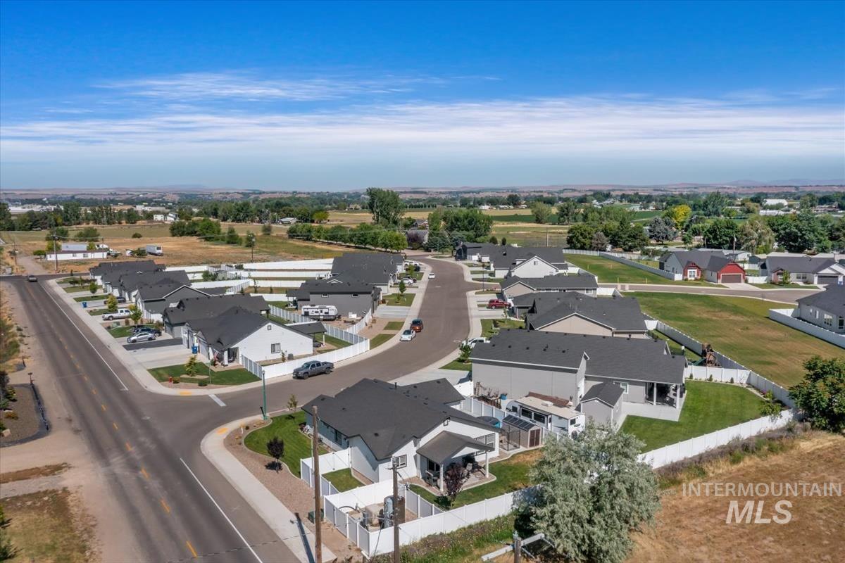 2402 Day Dr Property Photo 42