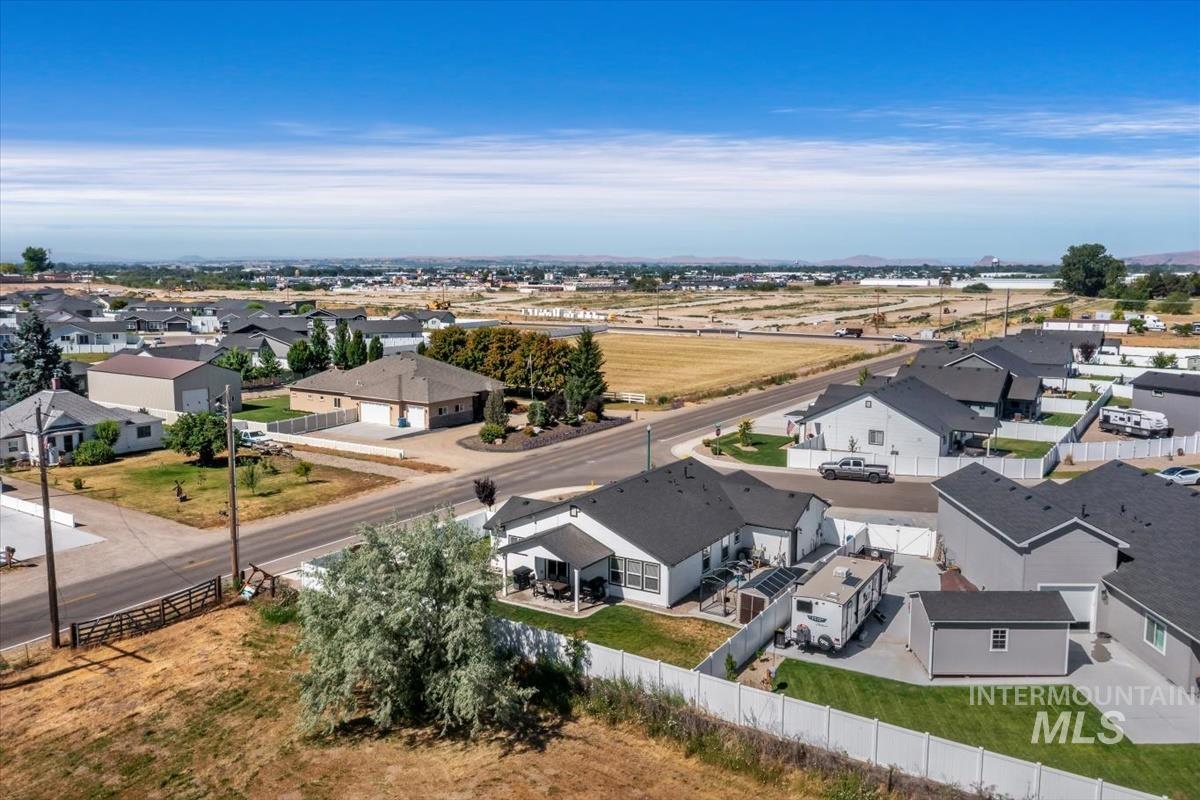 2402 Day Dr Property Photo 44