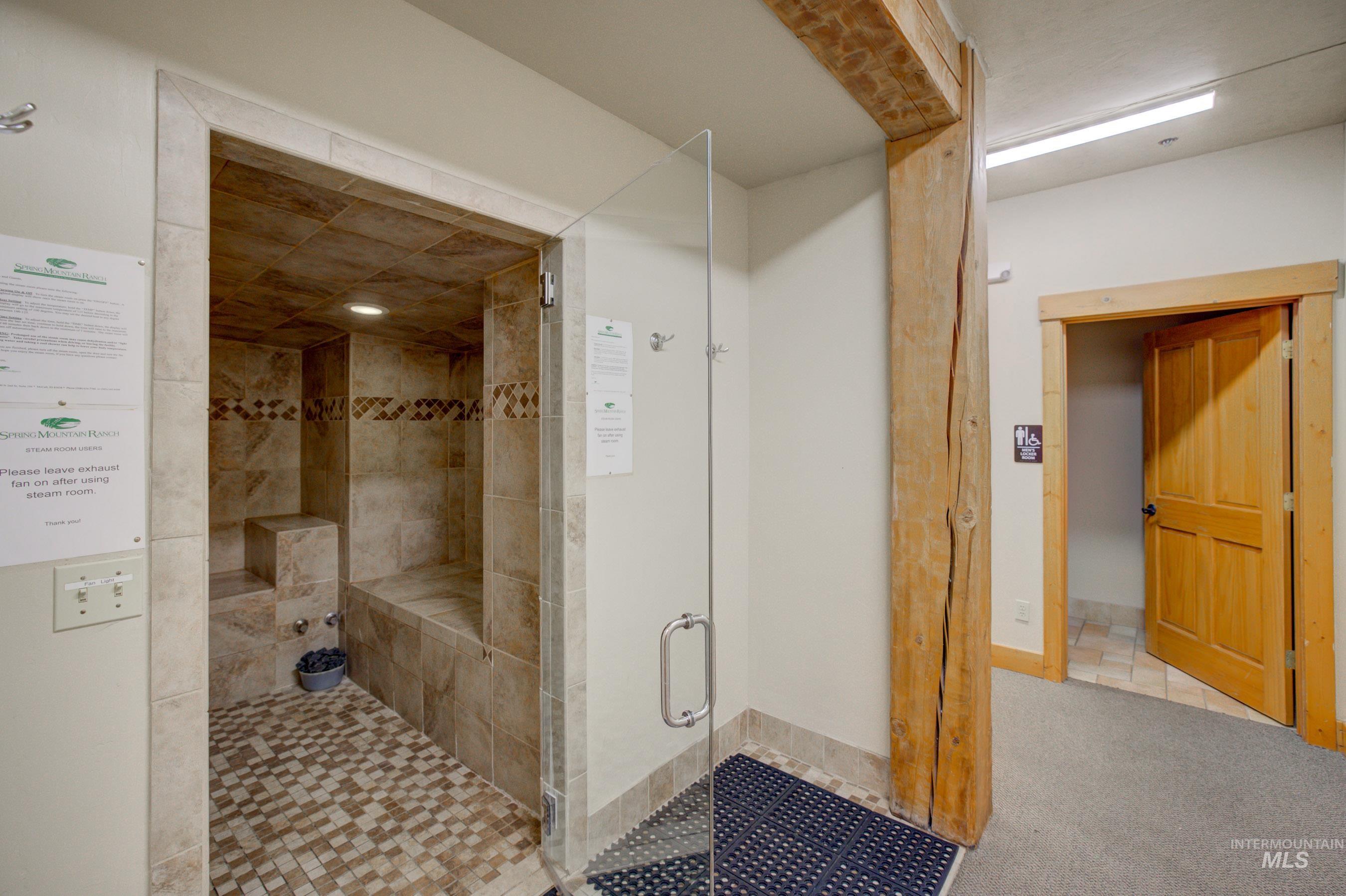 1003 Violet Way Property Photo 45