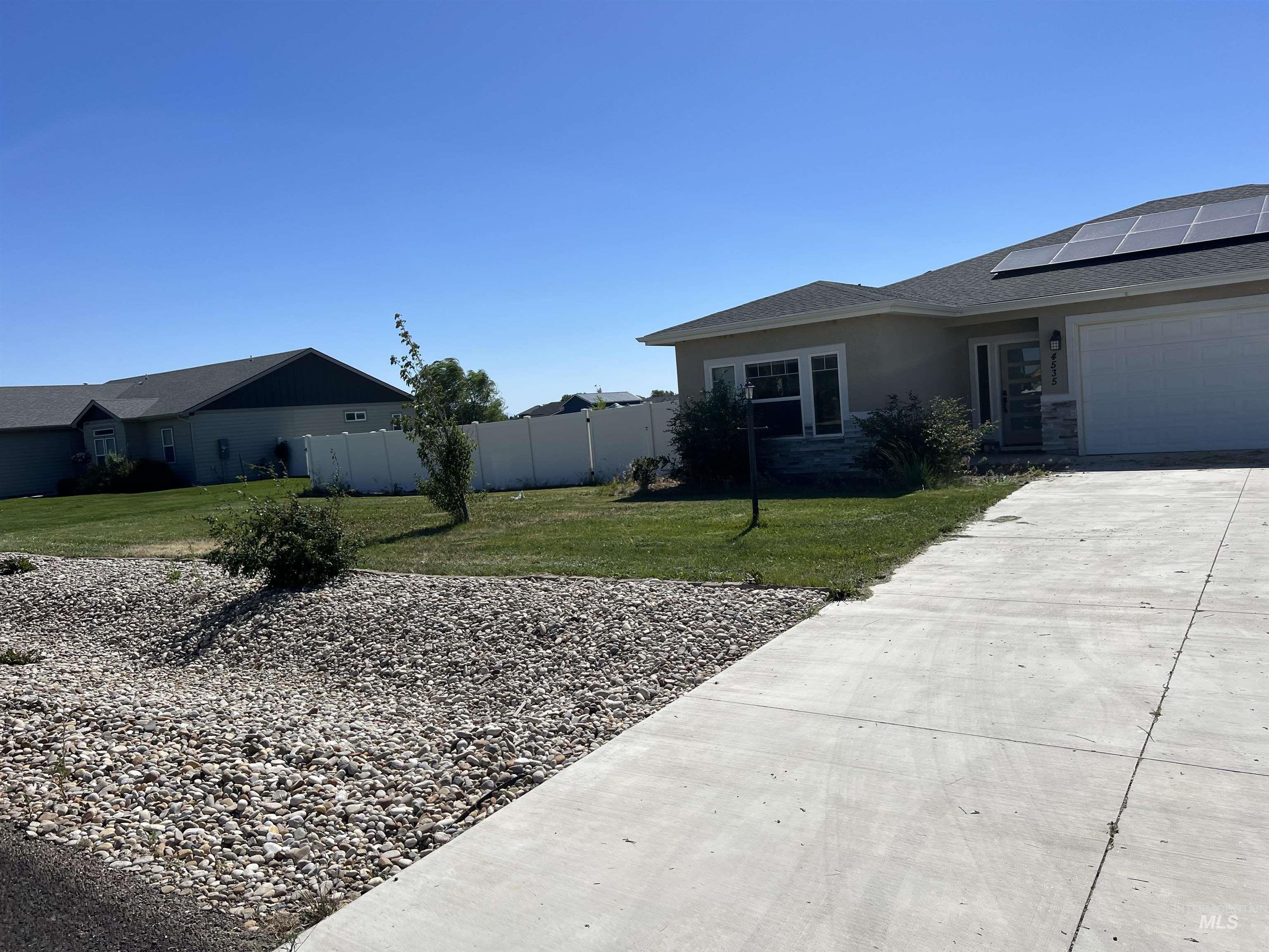 4535 Purple Sage Cir Property Photo 2