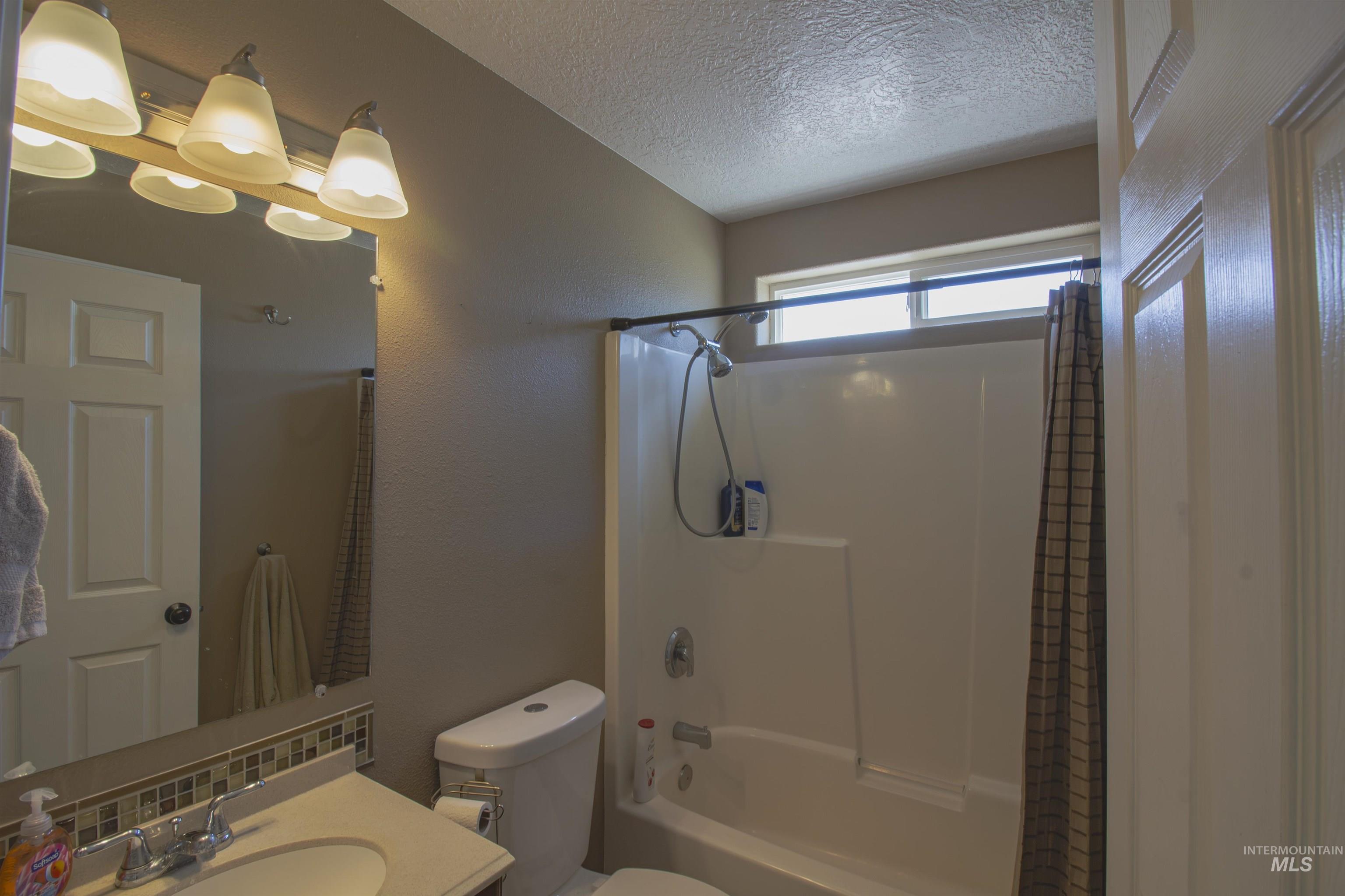 2480 W 9th Street Property Photo 13