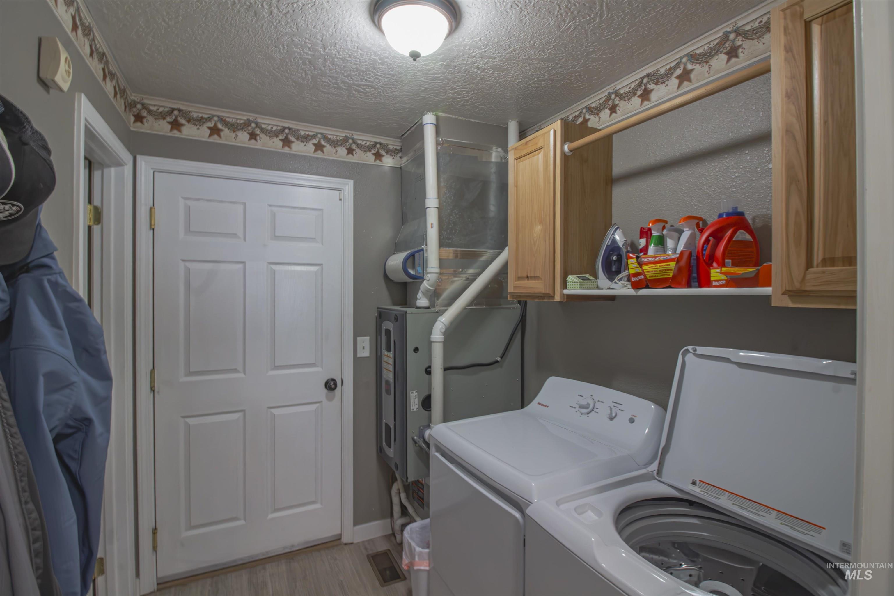 2480 W 9th Street Property Photo 23