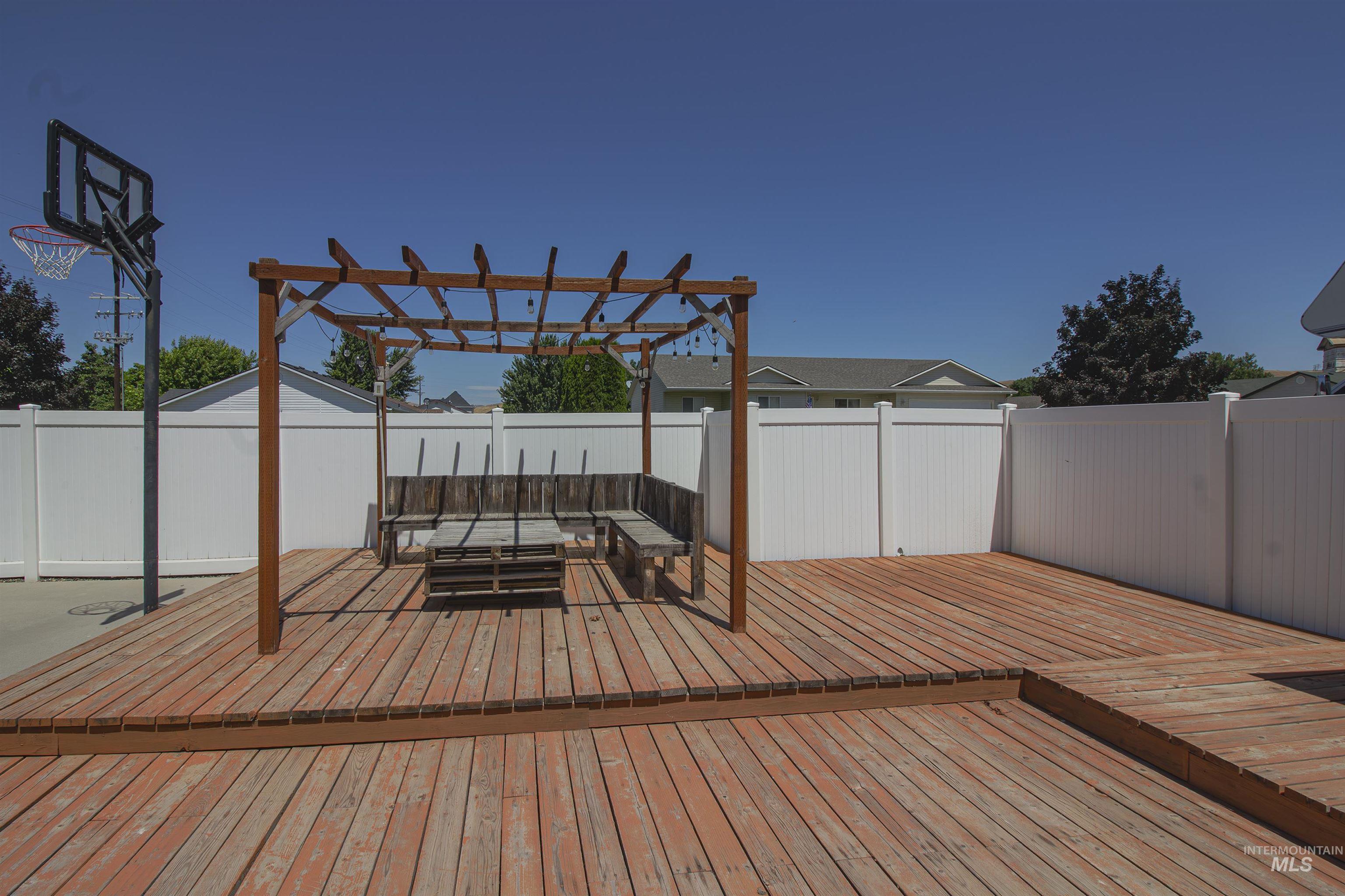 2480 W 9th Street Property Photo 31