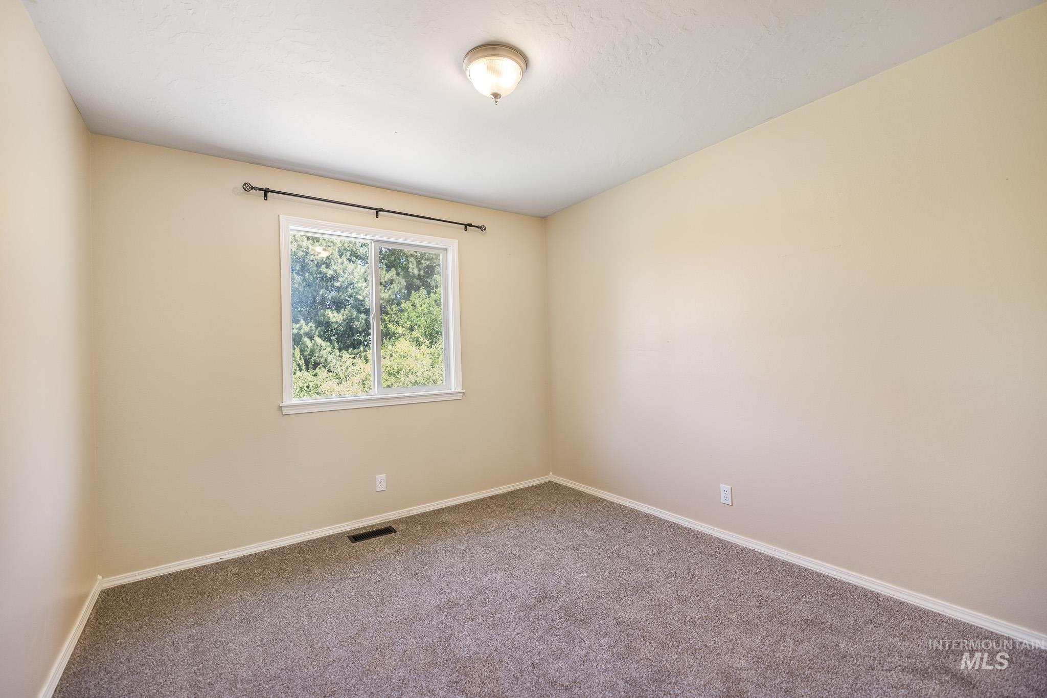 1712 S Marsh Wood Pl Property Photo 32