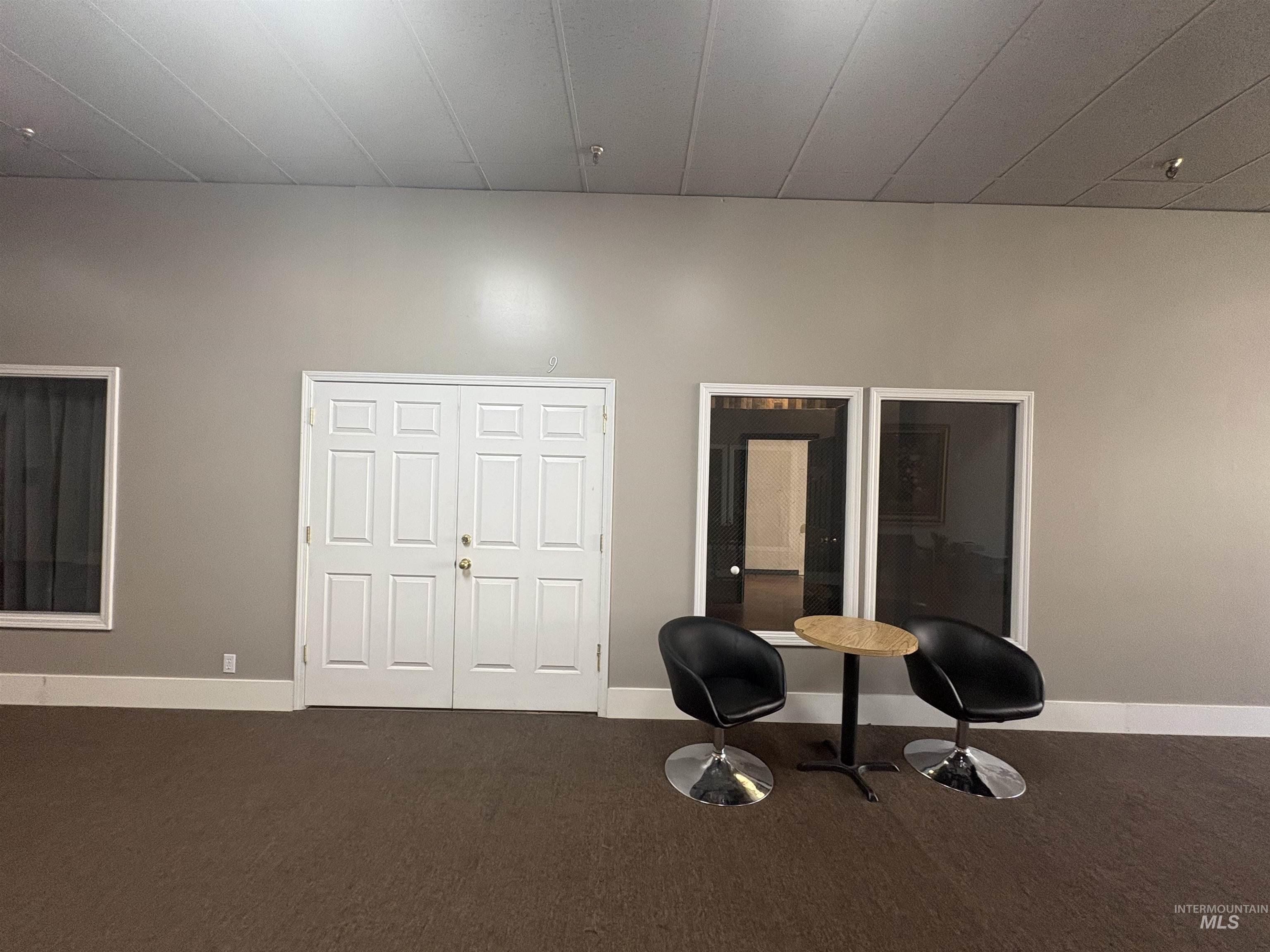 132 S Main Street Property Photo 2