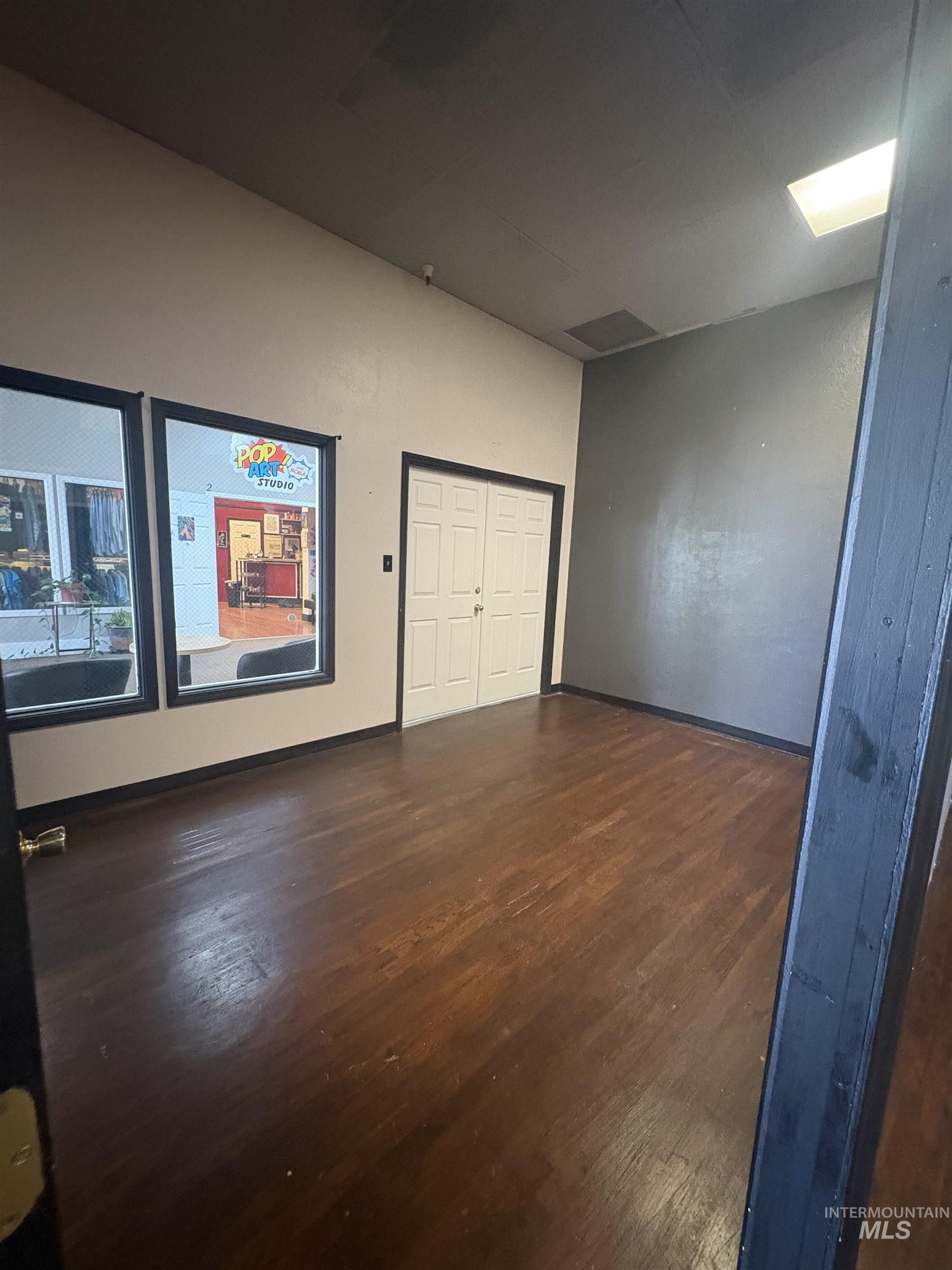 132 S Main Street Property Photo 5