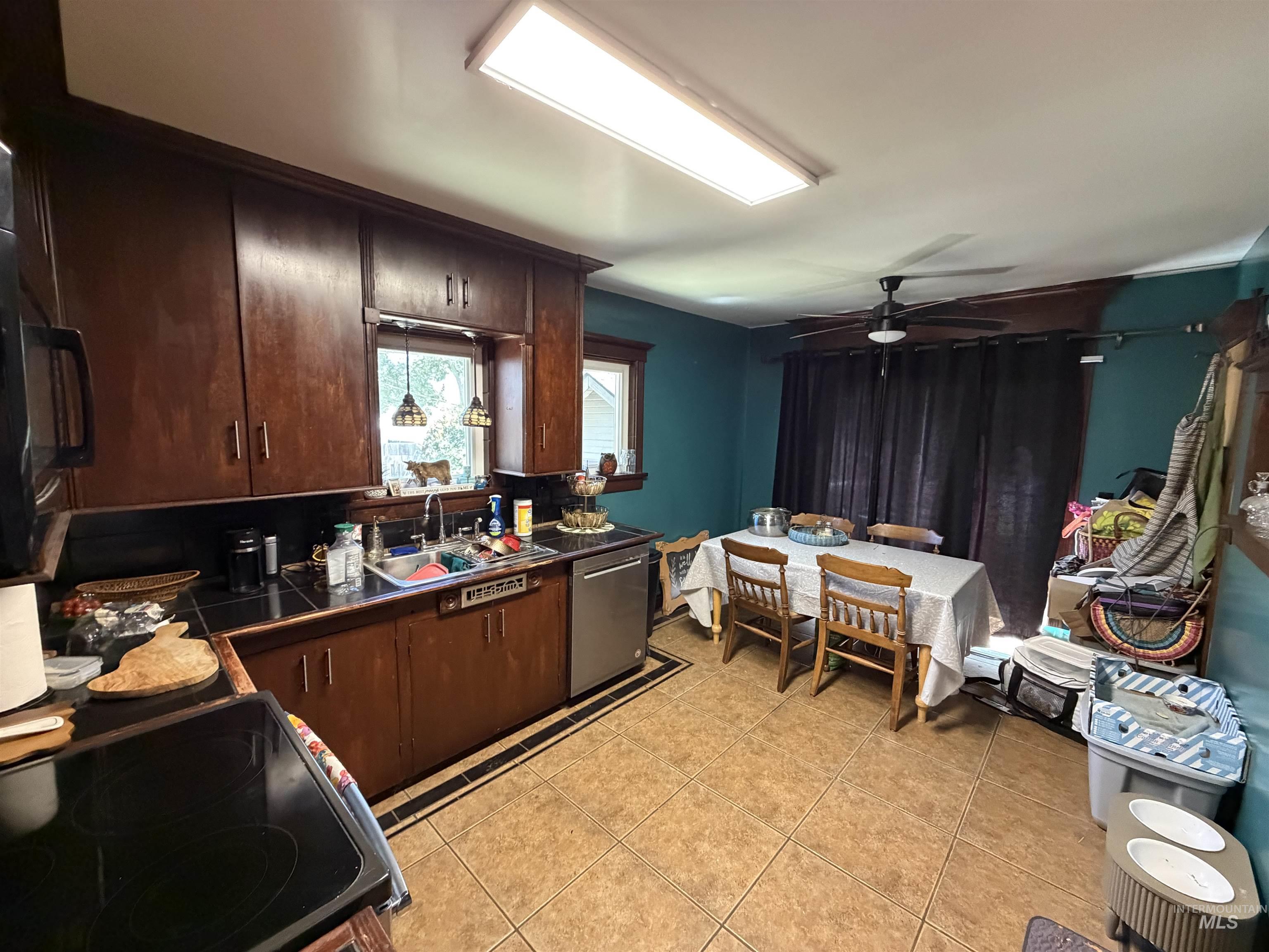 1424 10th Ave. Property Photo 8