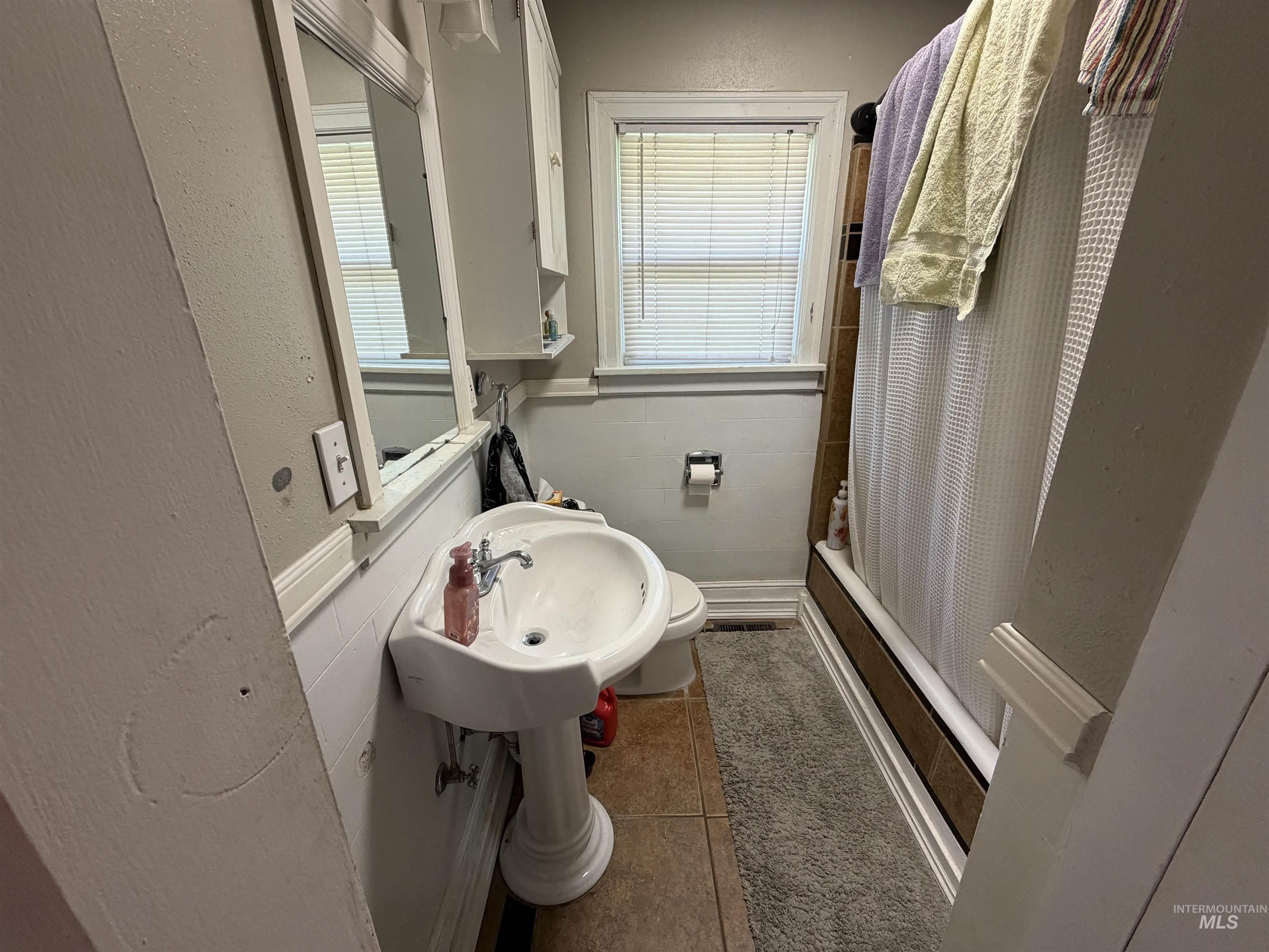 1424 10th Ave. Property Photo 16