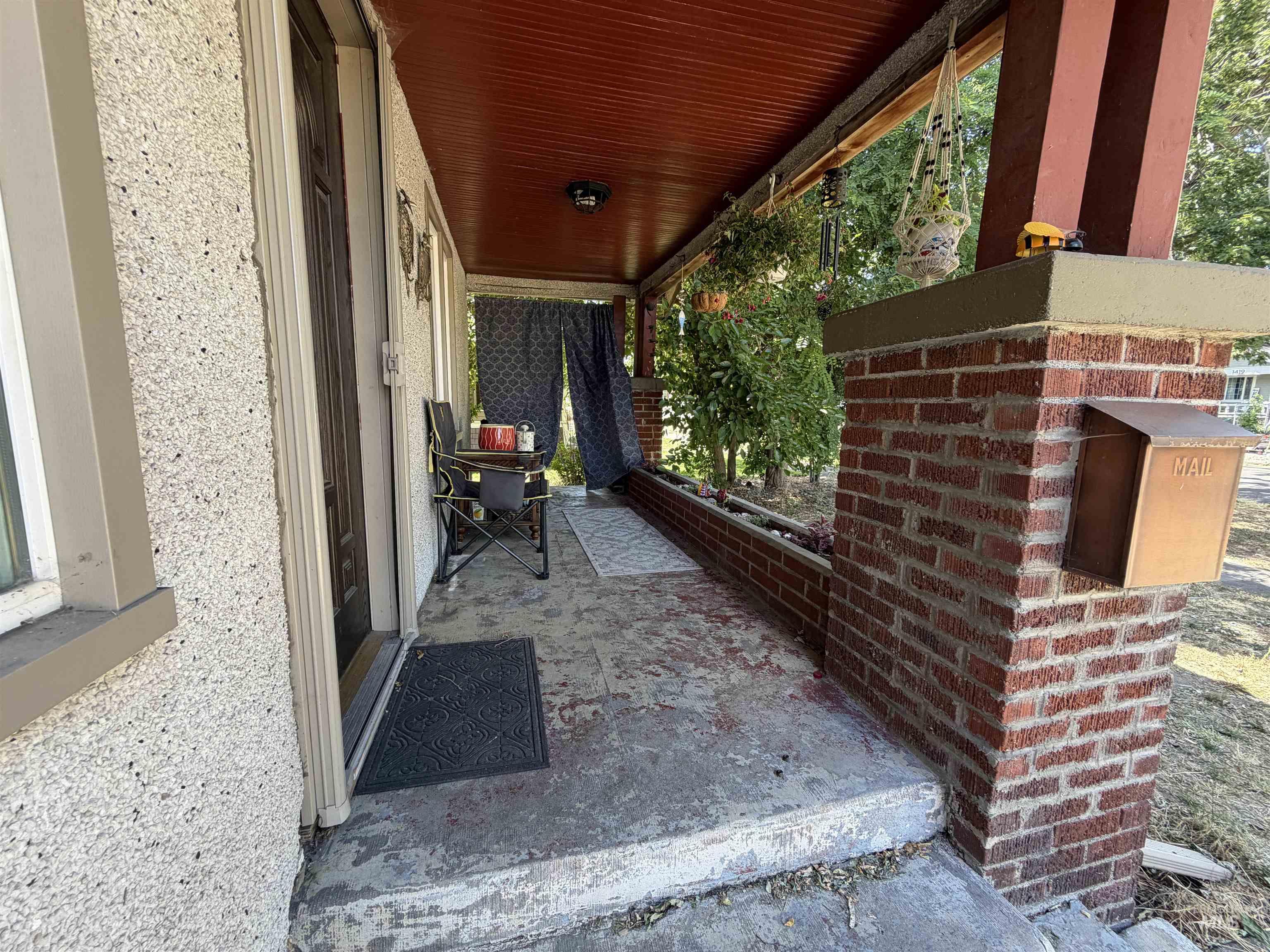 1424 10th Ave. Property Photo 4