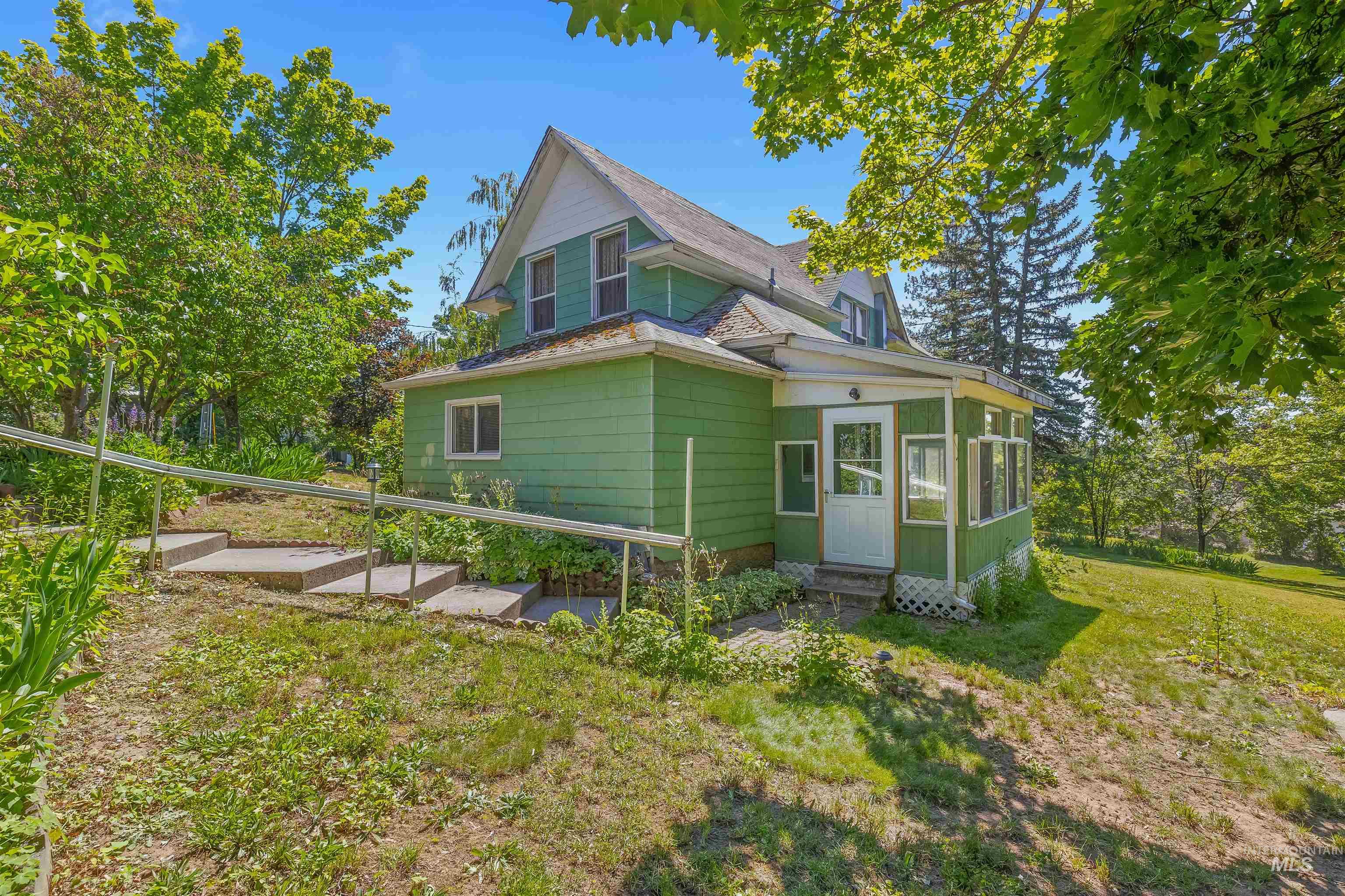 709 Main Street Property Photo 42