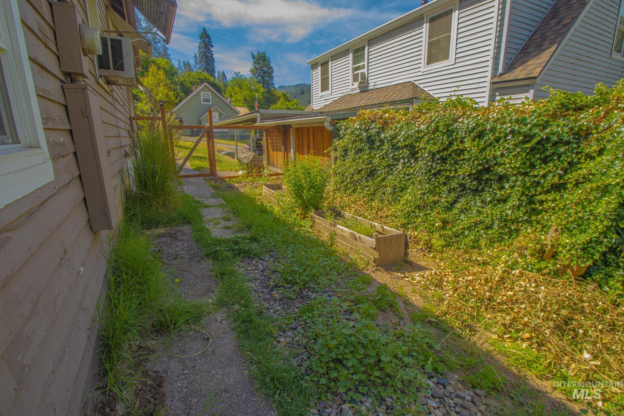 216 Tamarac St Property Photo 20