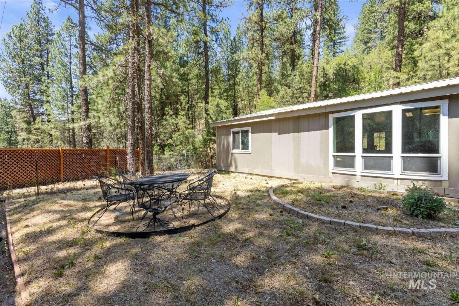 12 Timberline Dr Property Photo 2