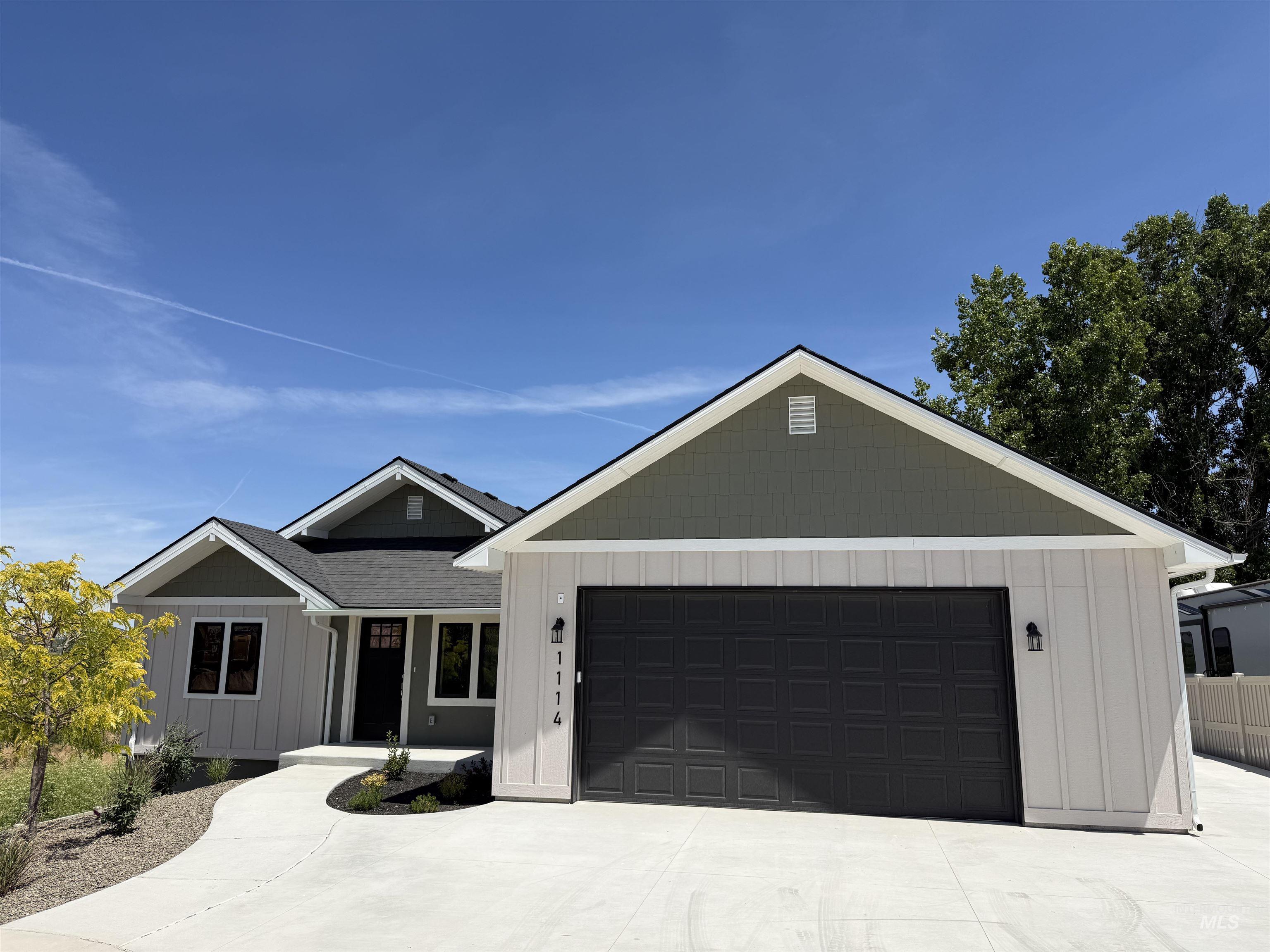 1114 Mason View Place Property Photo 1